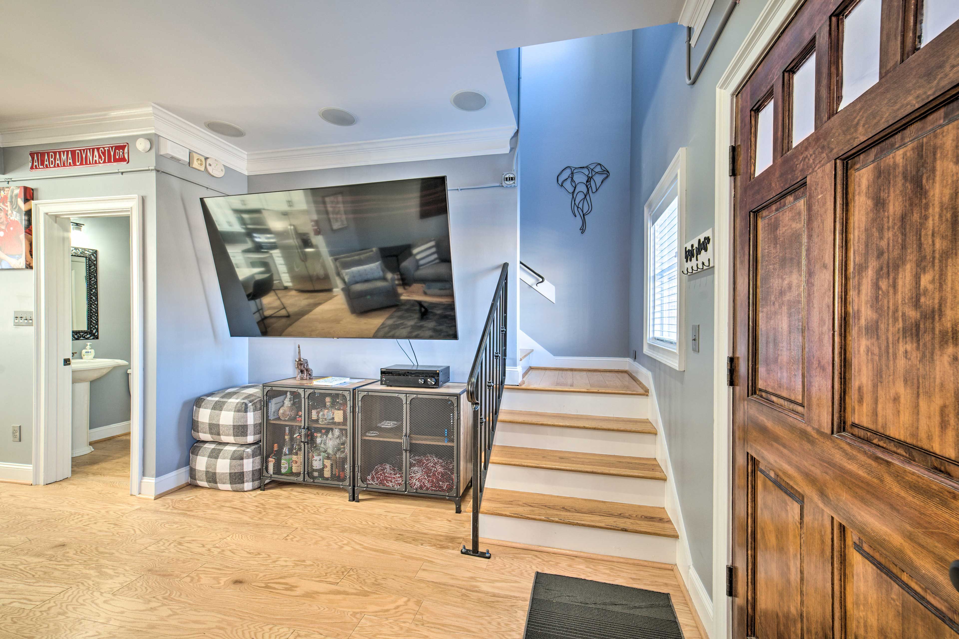 Living Room | Smart TV