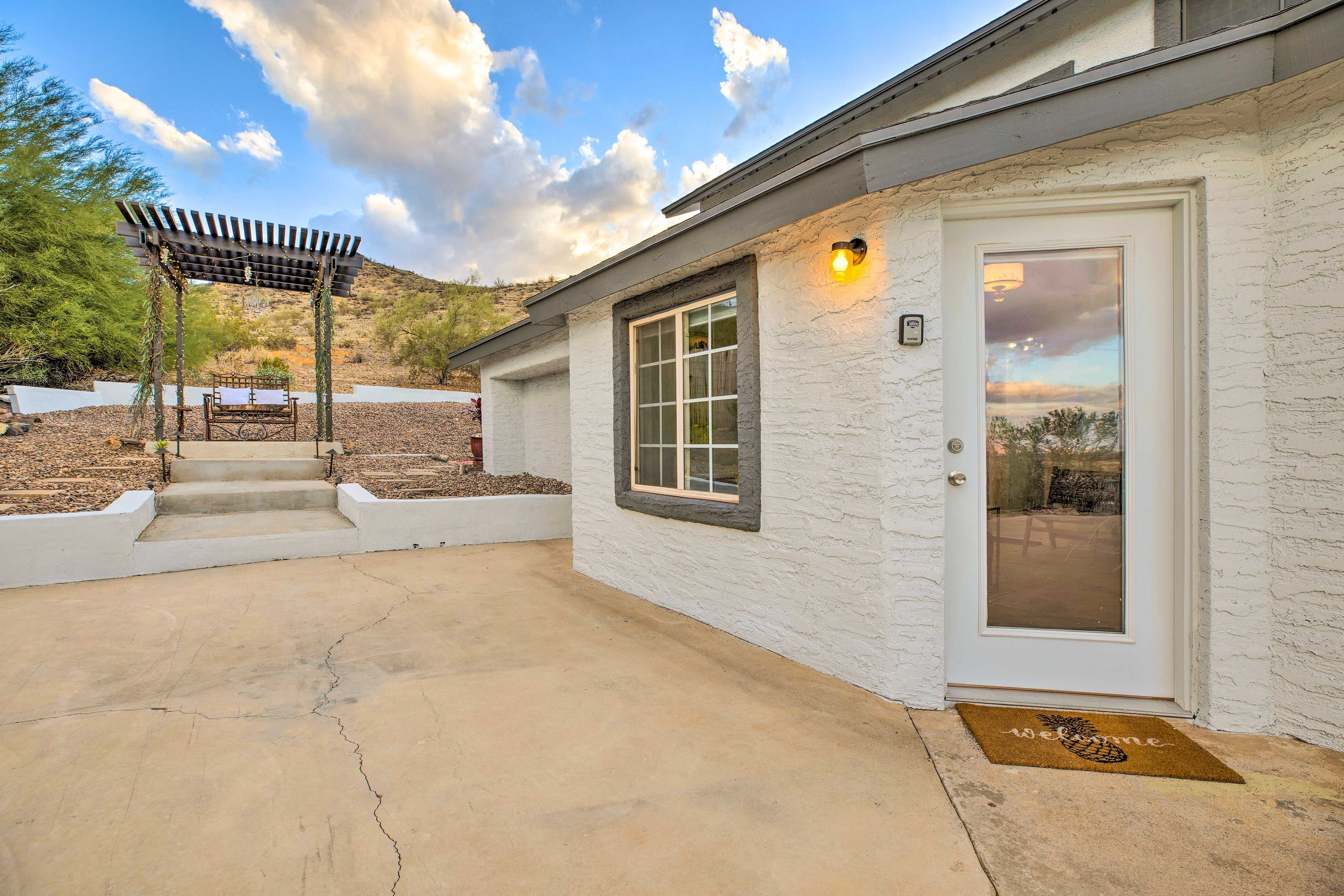 Private Entrance | Homeowner On-Site