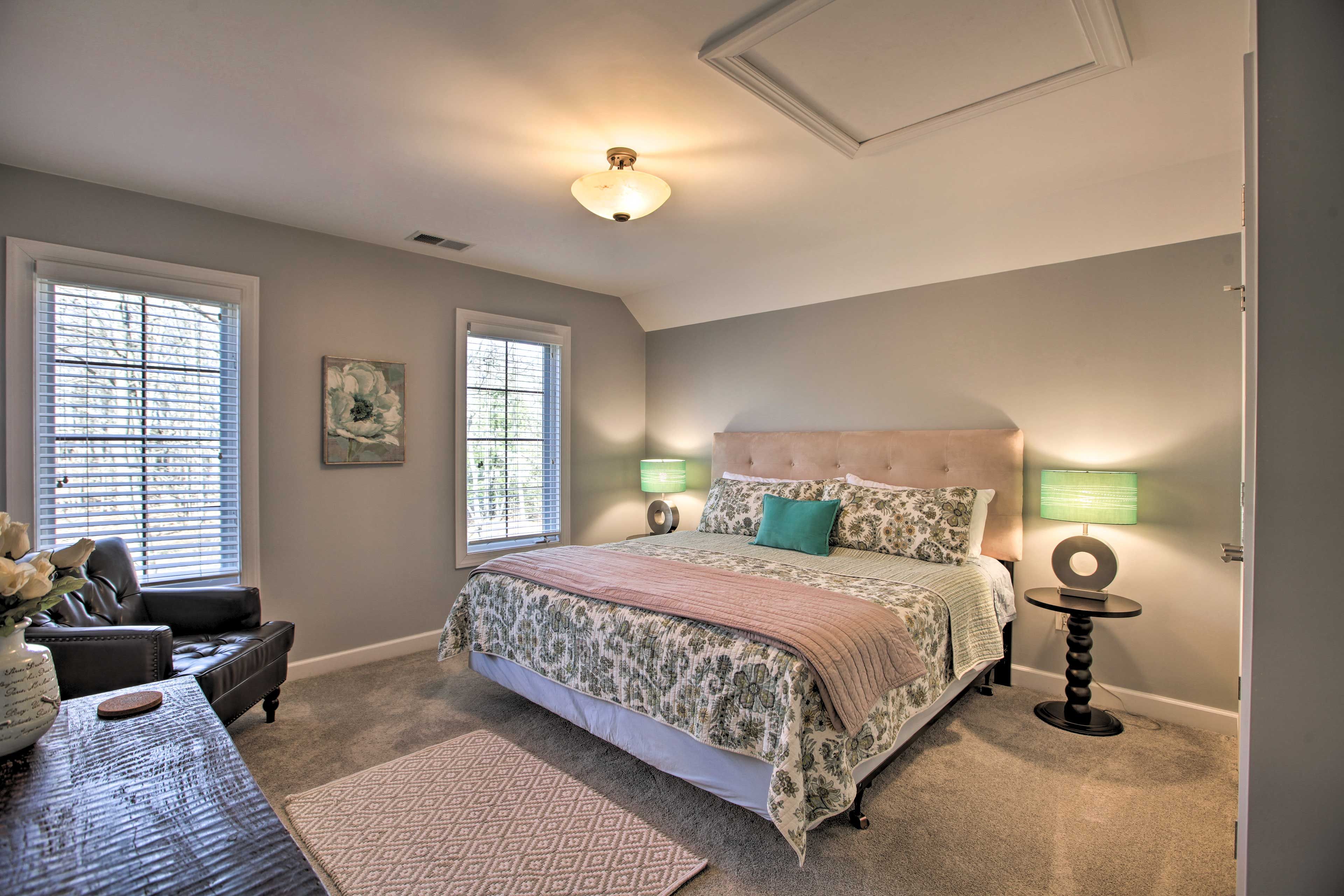 Bedroom 2 | King Bed