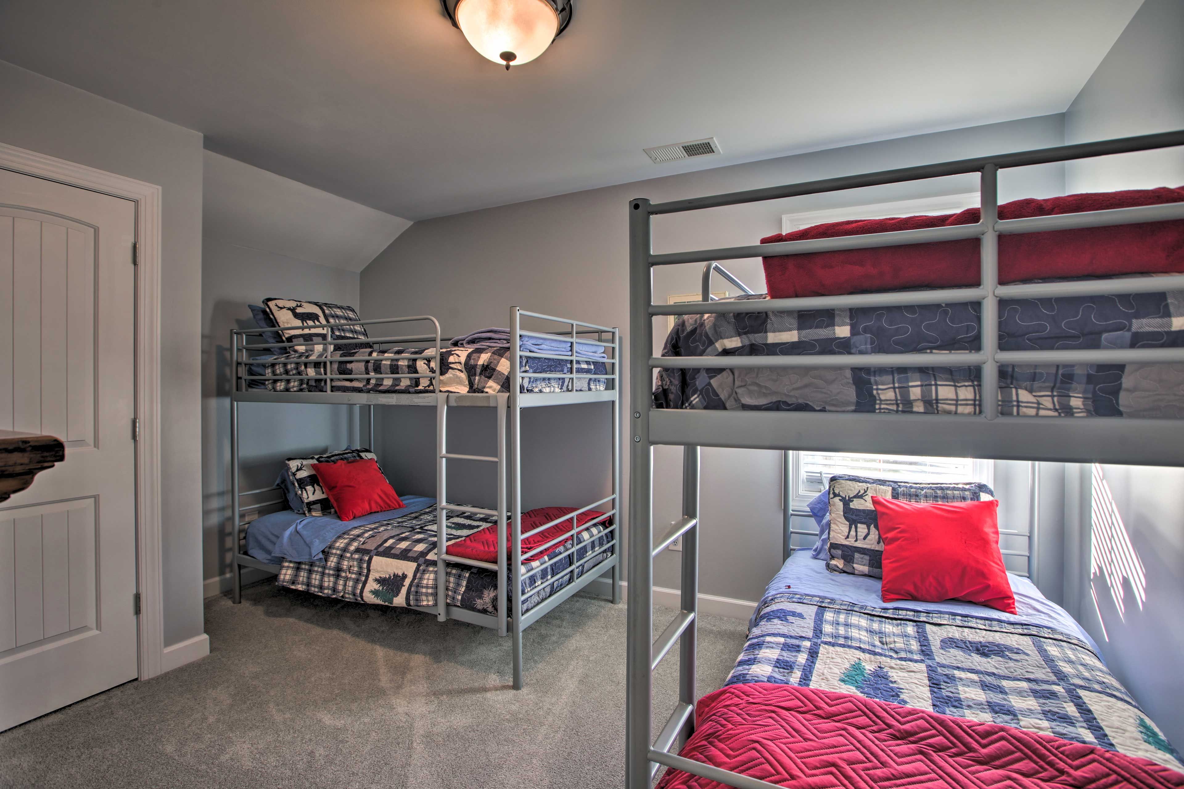 Bedroom 4 | 2 Twin Beds
