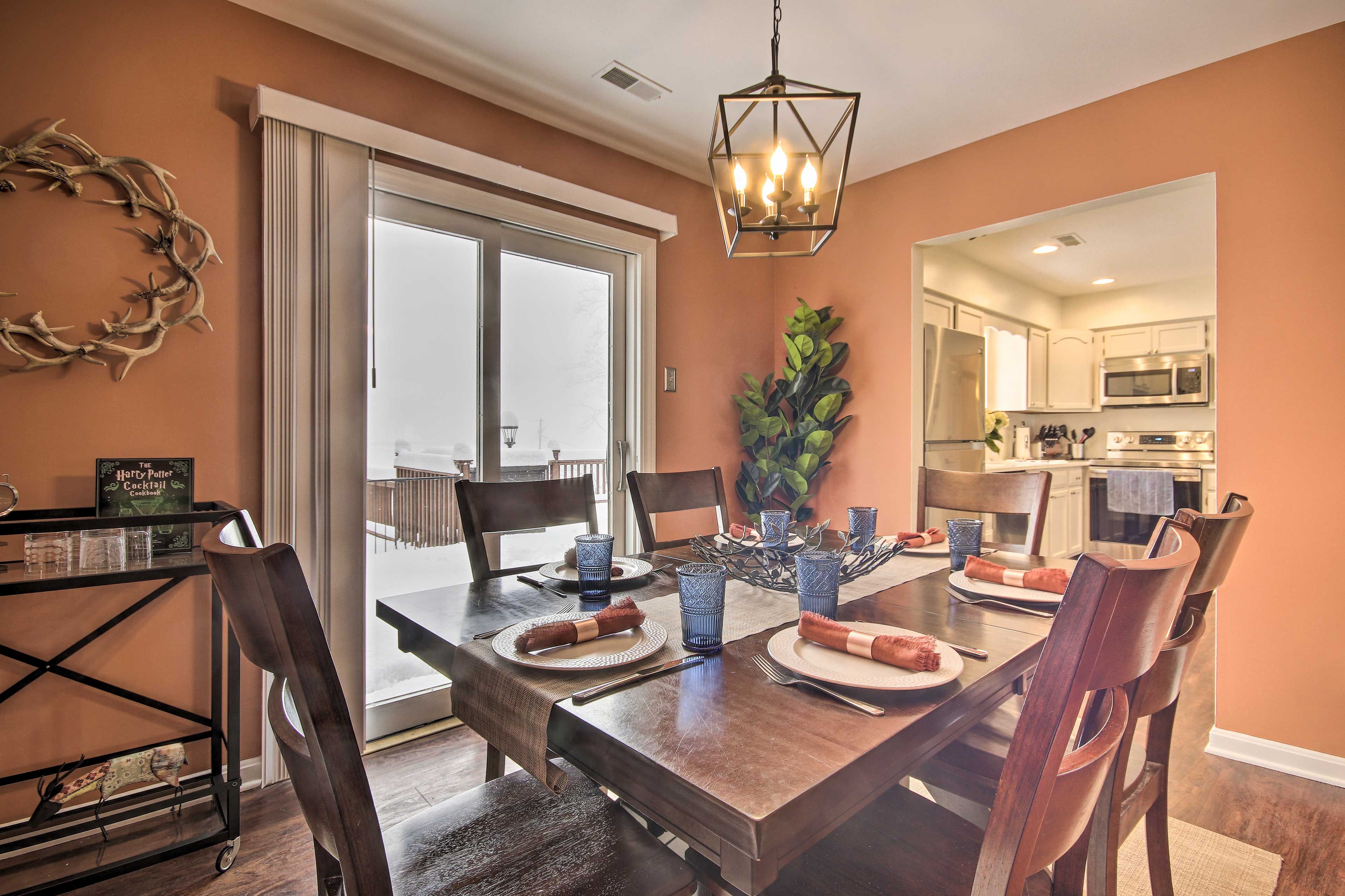 Dining Area | Bar Cart