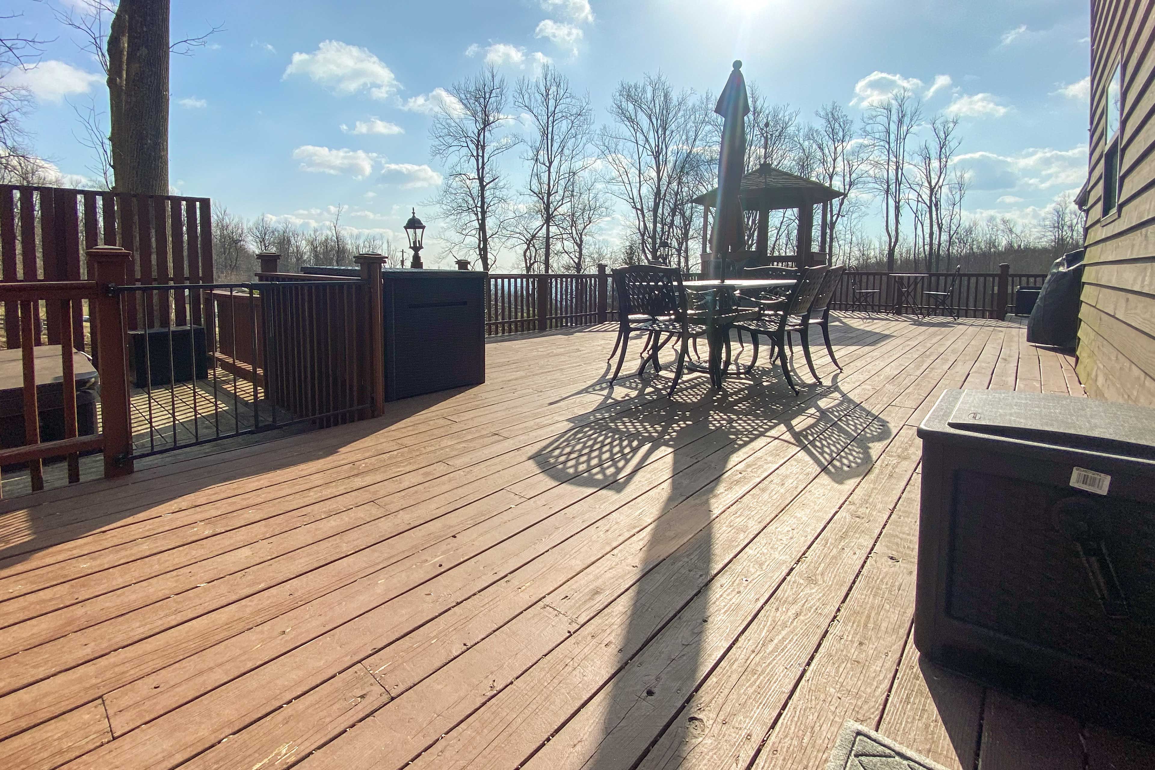 Expansive Deck | 2 Grills | Fire Pit