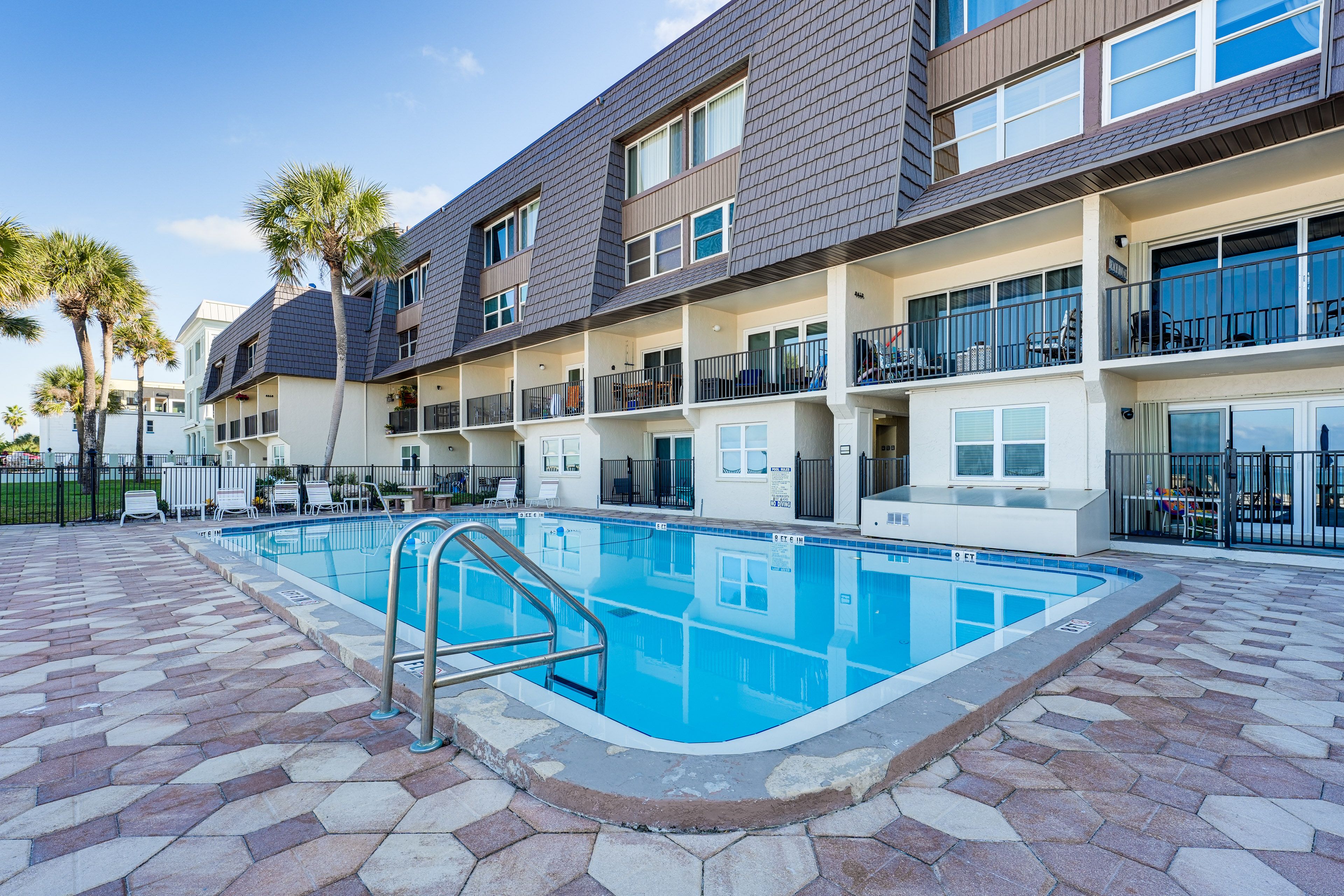 Community Pool | The Happy Fiddler