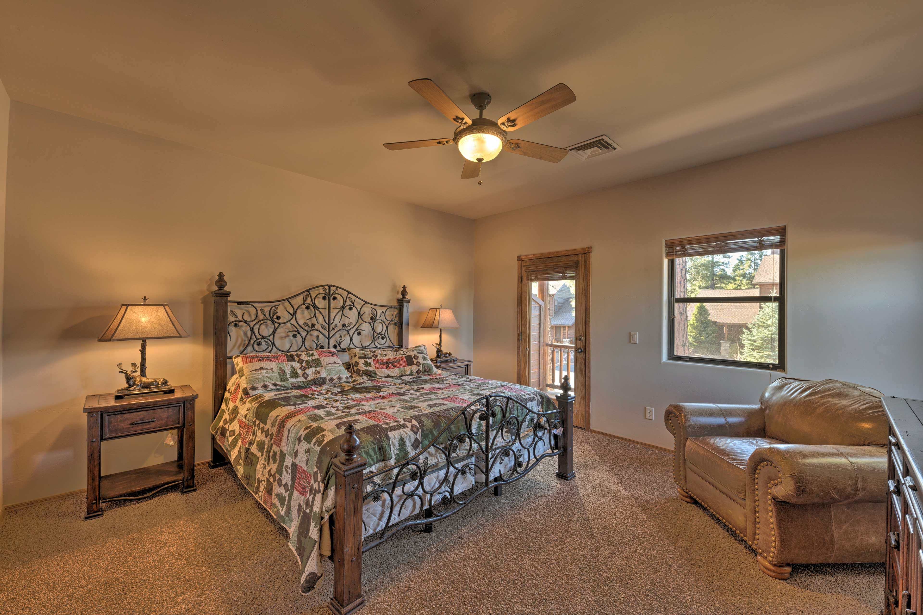 Bedroom 2 | King Bed