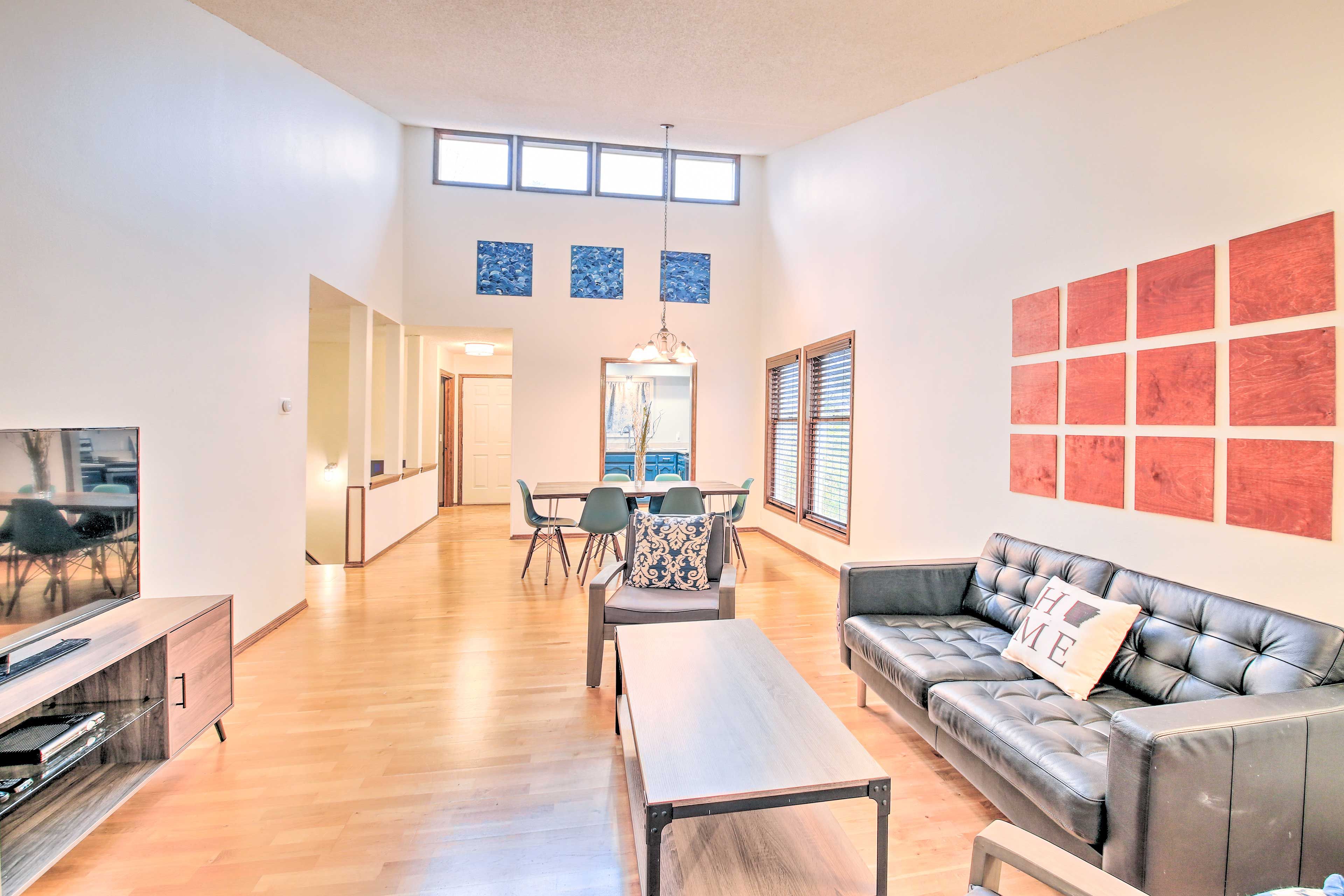 Living Room | Smart TV