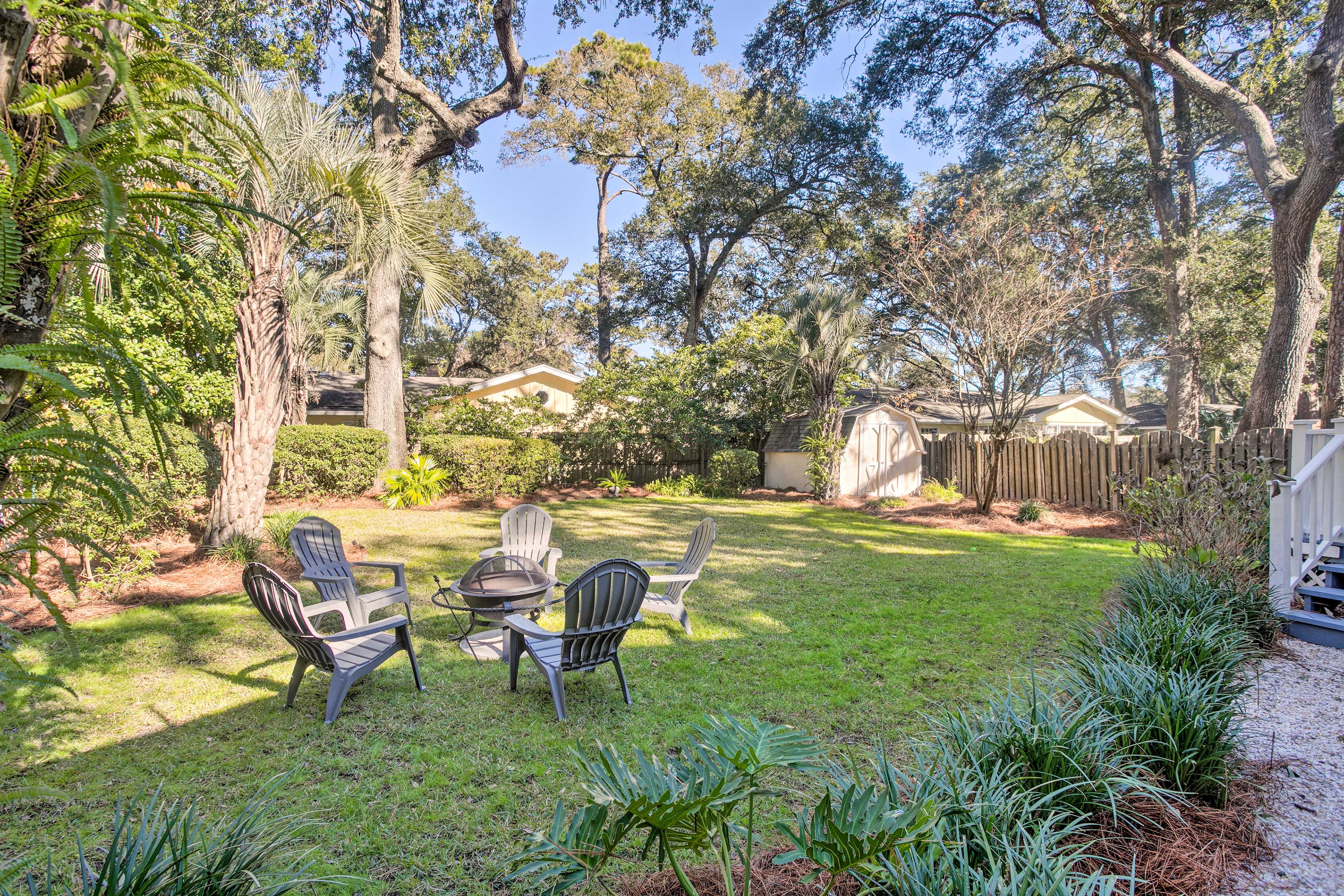 Private Outdoor Space | Gas Grill