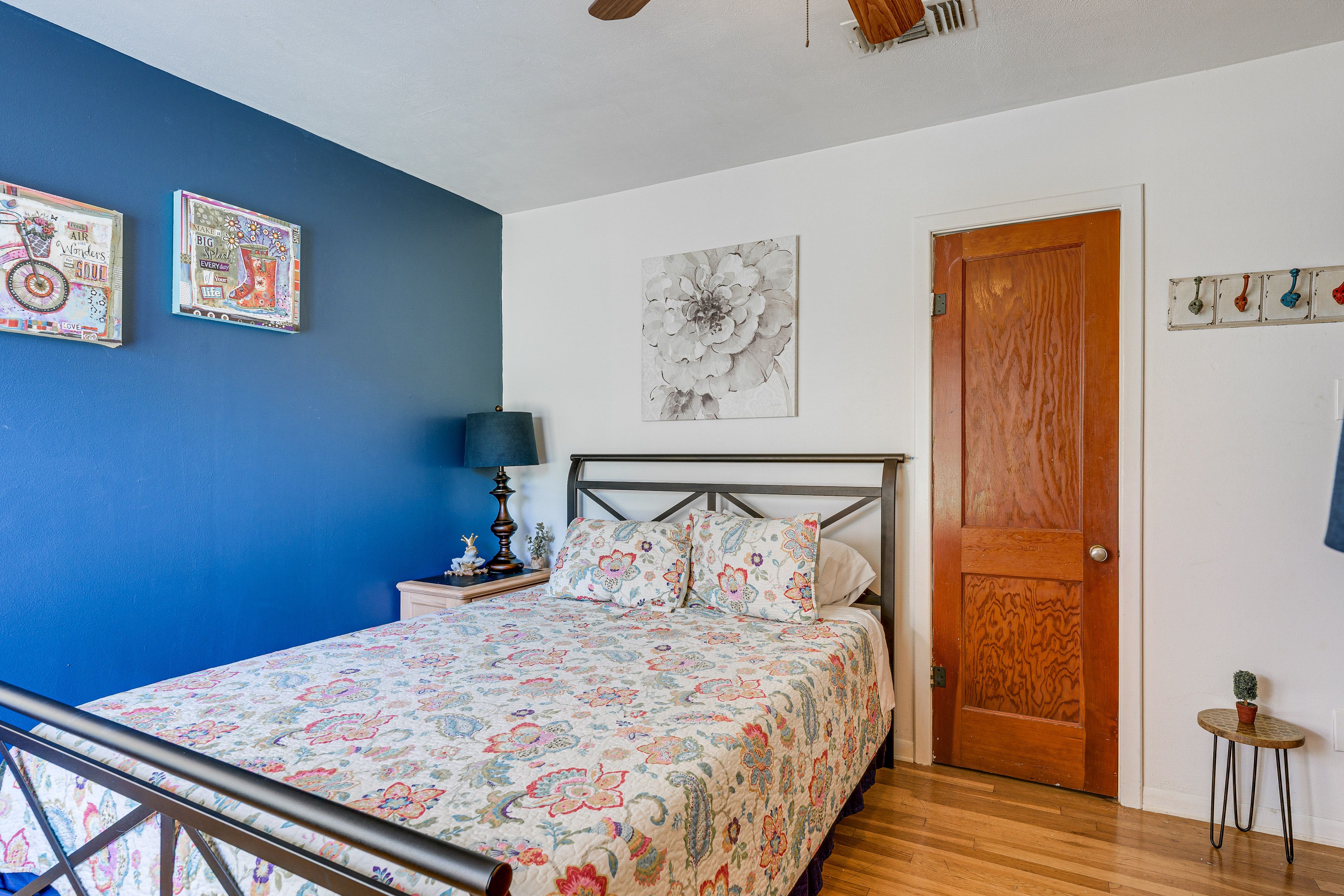 Bedroom 2 | Queen Bed | Linens Provided