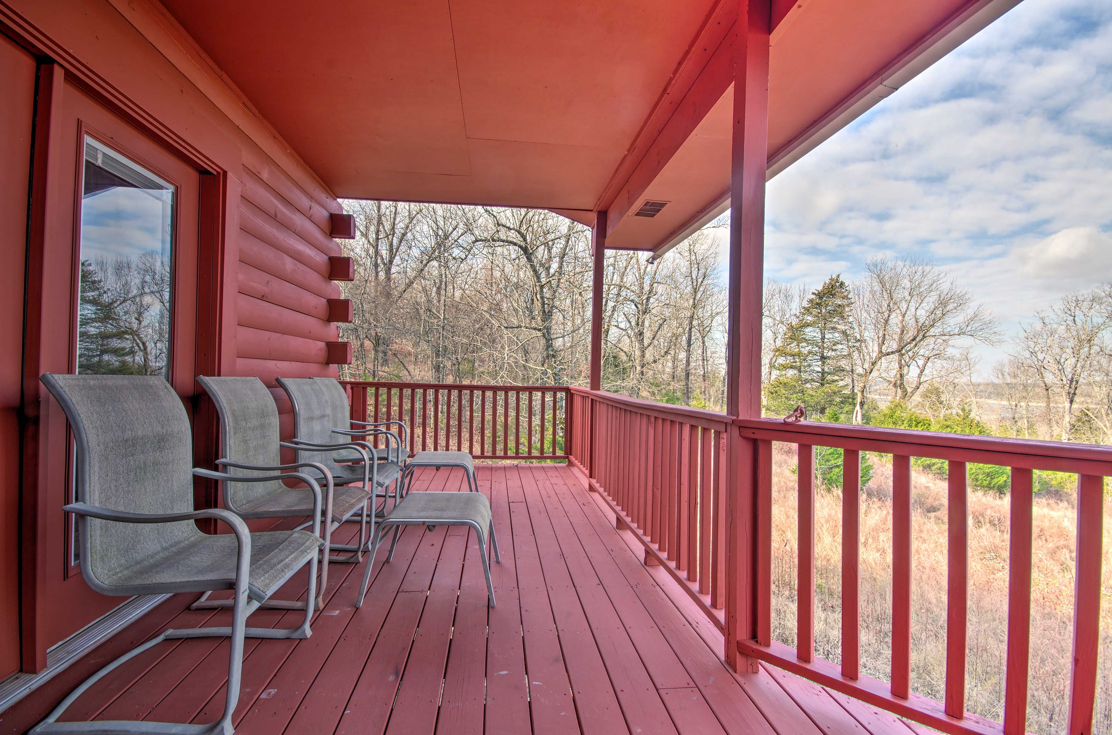 Wraparound Deck