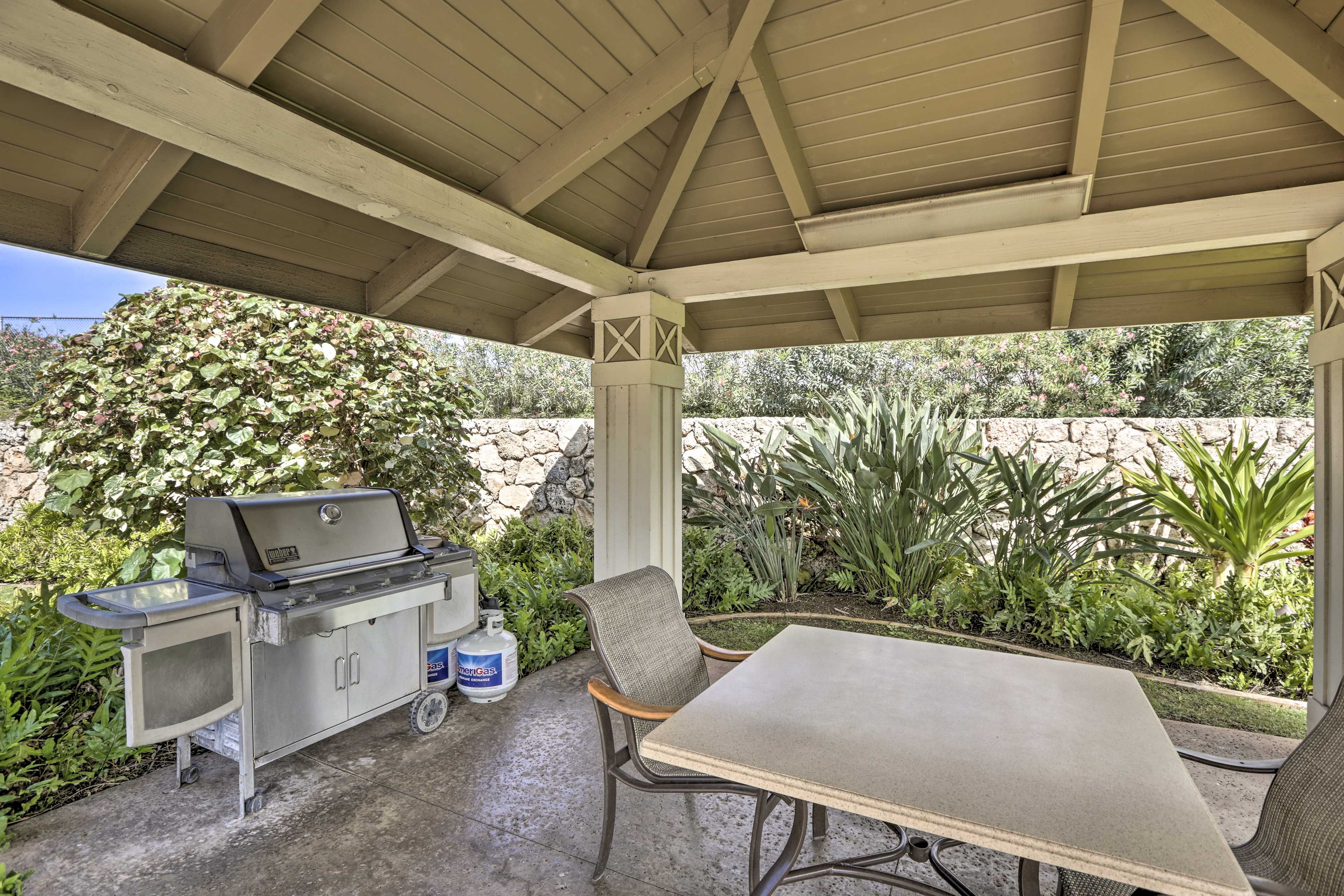 Community Amenities | Pavilion | Gas Grill
