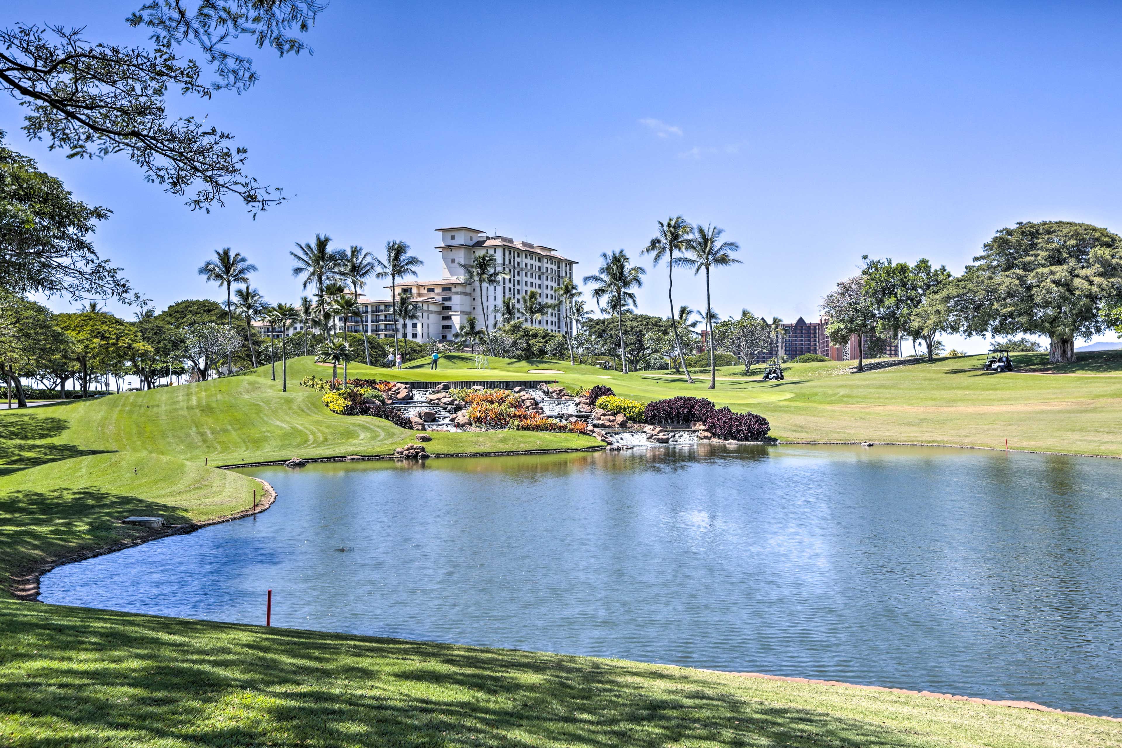 Community Amenities | Tropical Landscaping