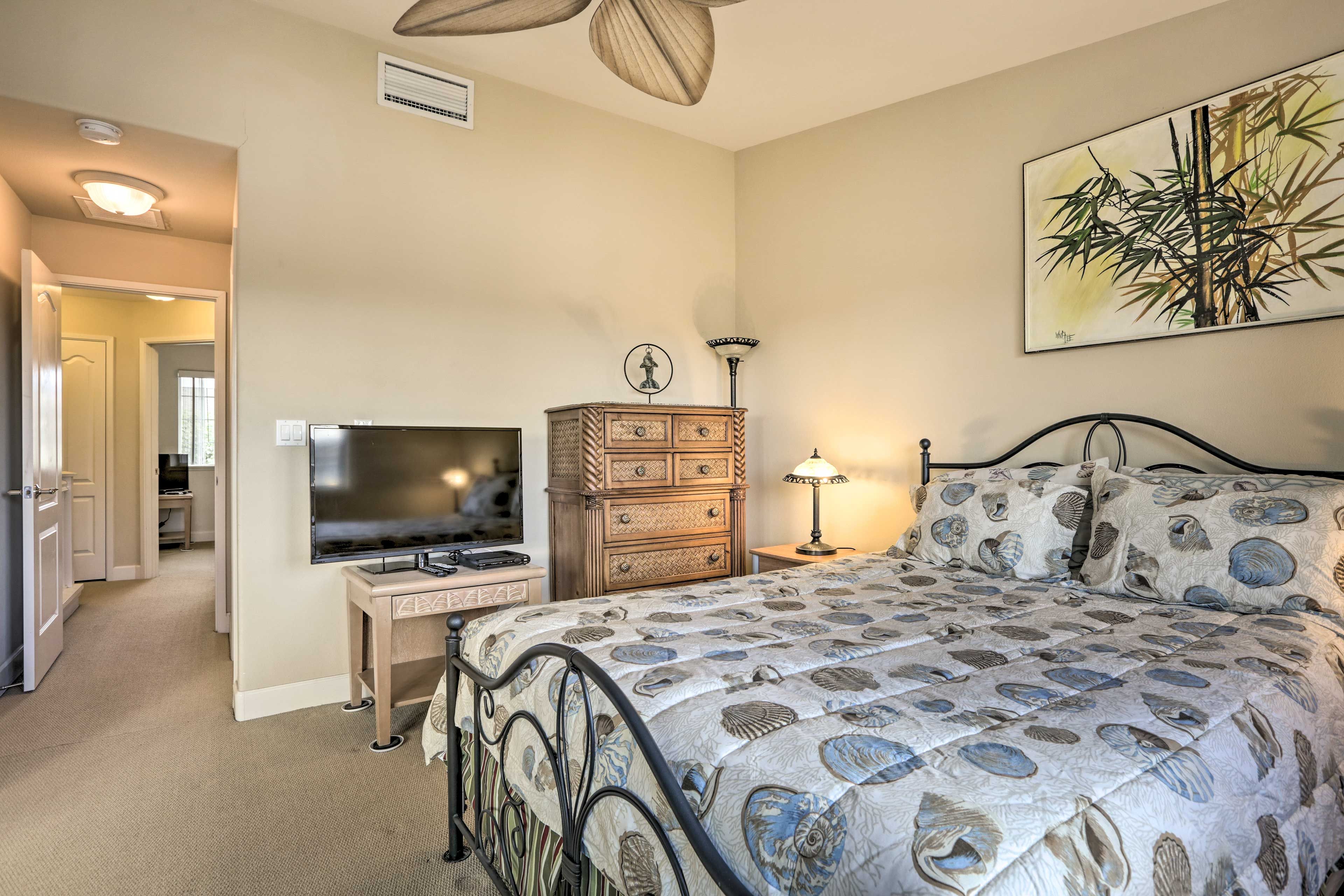 Bedroom 2 | Cable TV