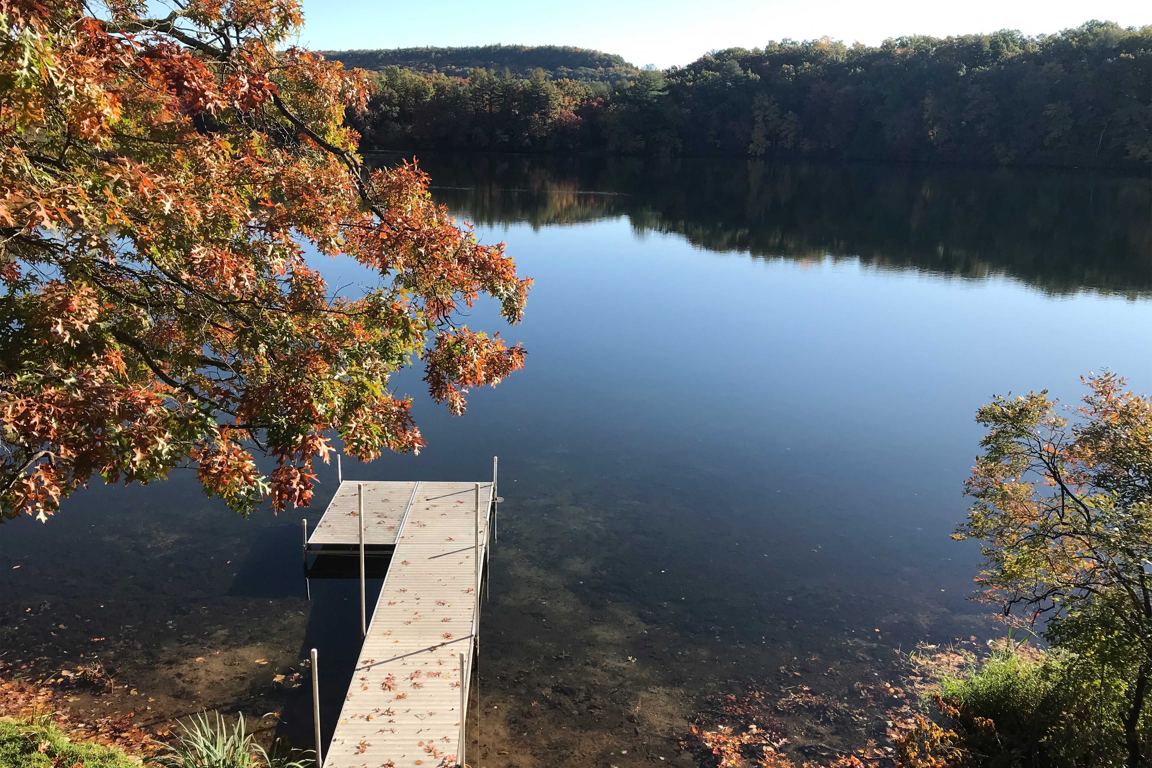 Private Dock | Outdoor Dining Area | 2 Kayaks Provided
