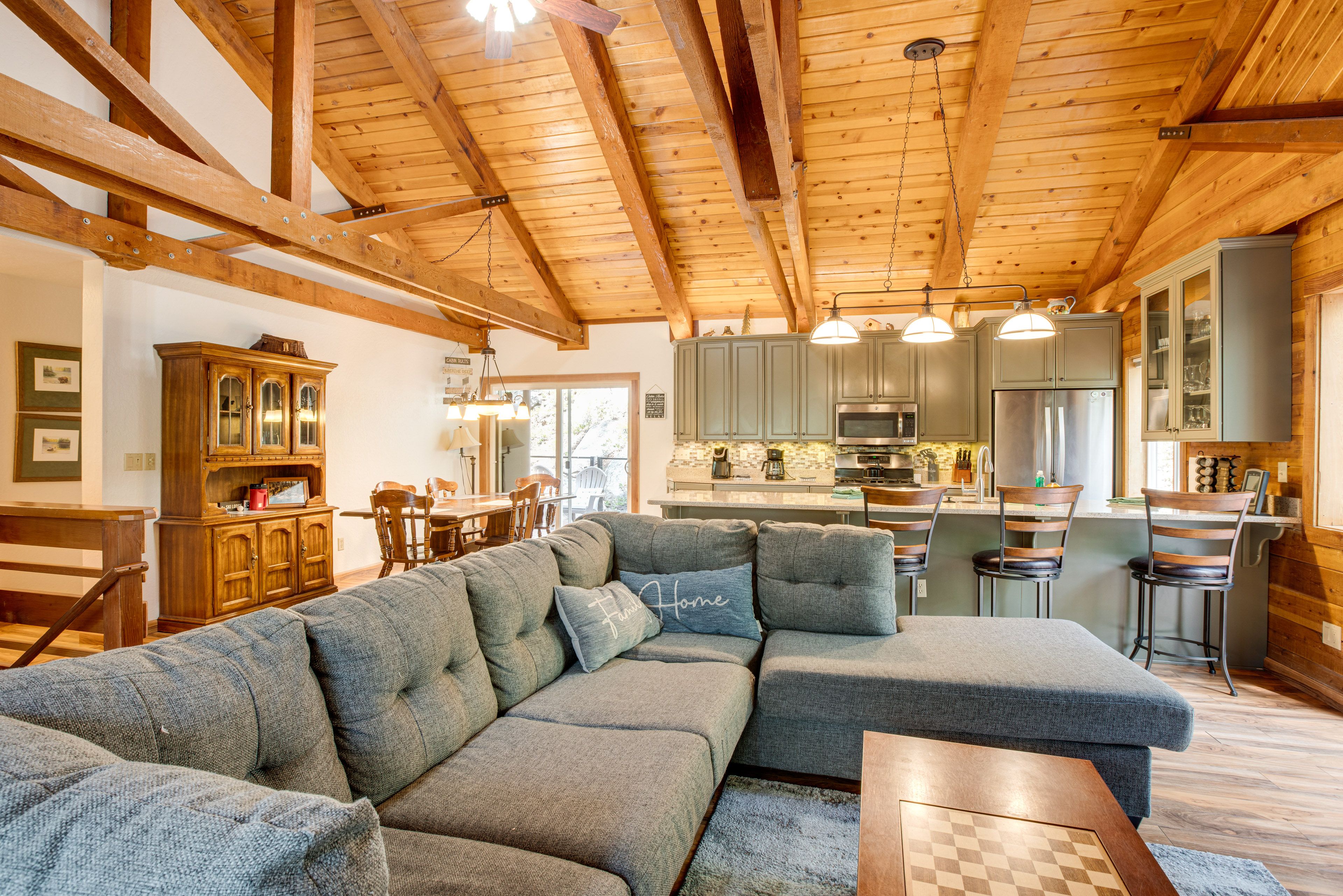 Stateline Vacation Rental Home | 3BR | 2BA | 1,400 Sq Ft | Steps Required