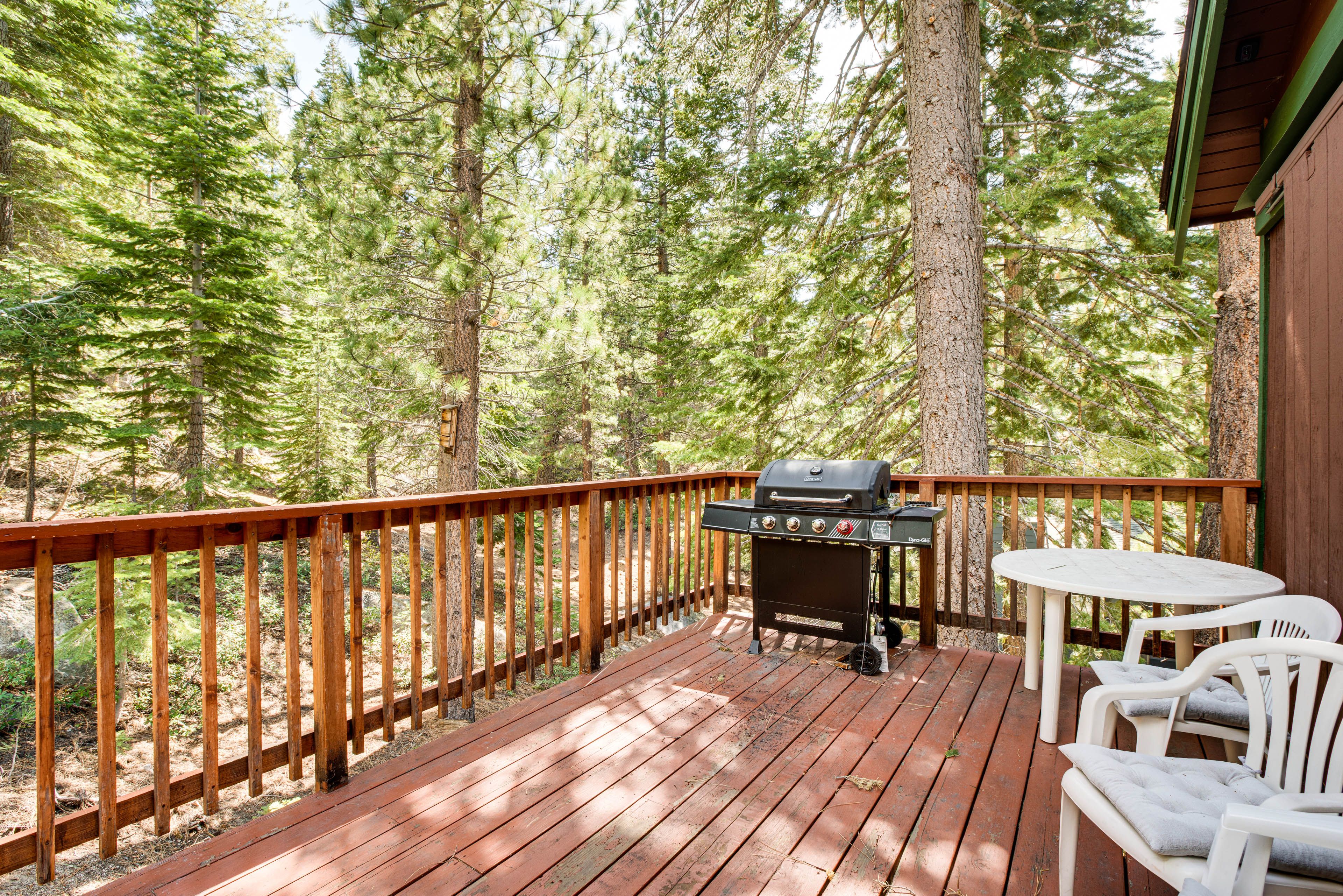 Second Deck | Gas Grill