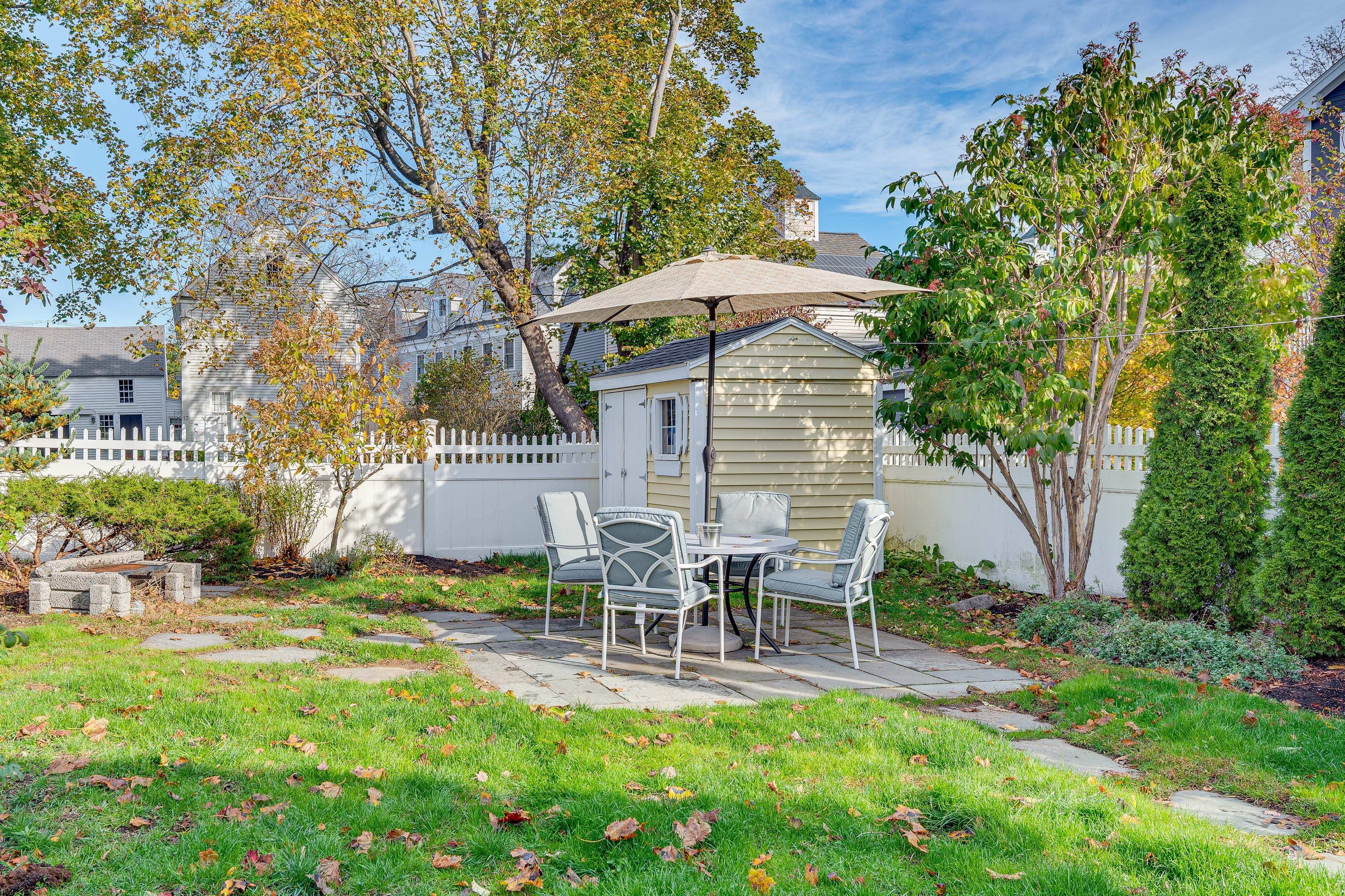 Private Patio | Outdoor Dining Area