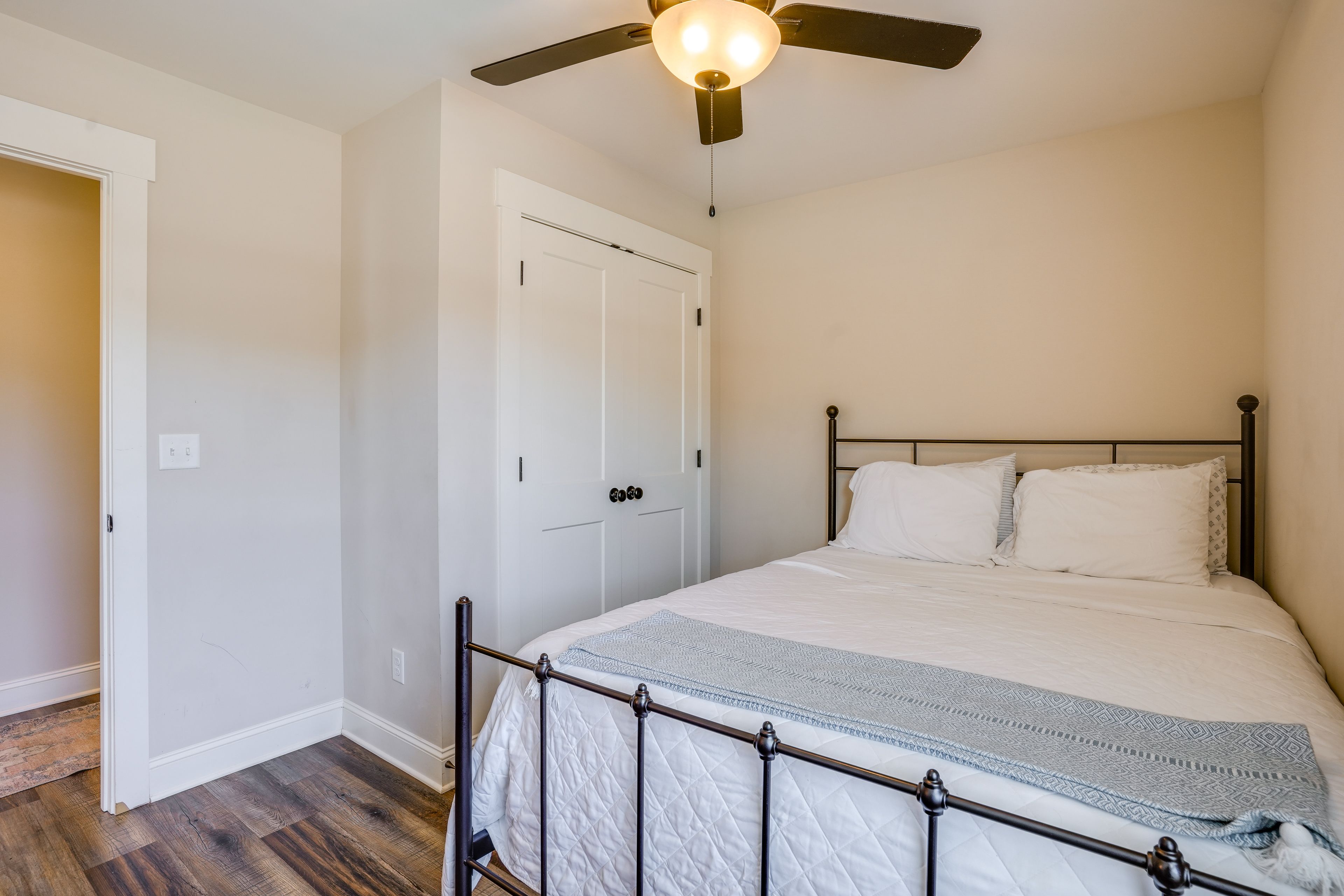 Bedroom 3 | Queen Bed | 2nd Floor