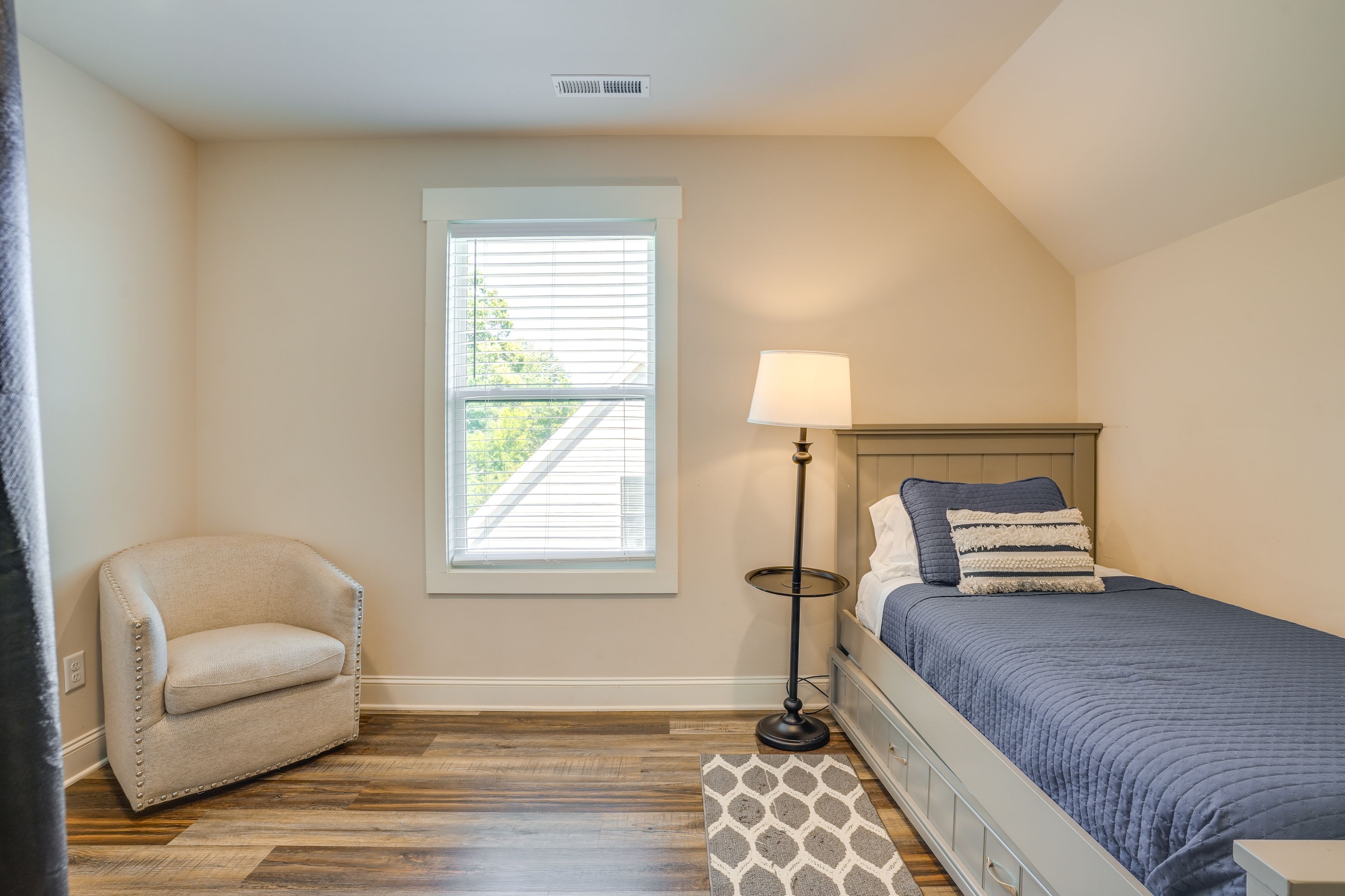 Bedroom 4 | Twin Bed