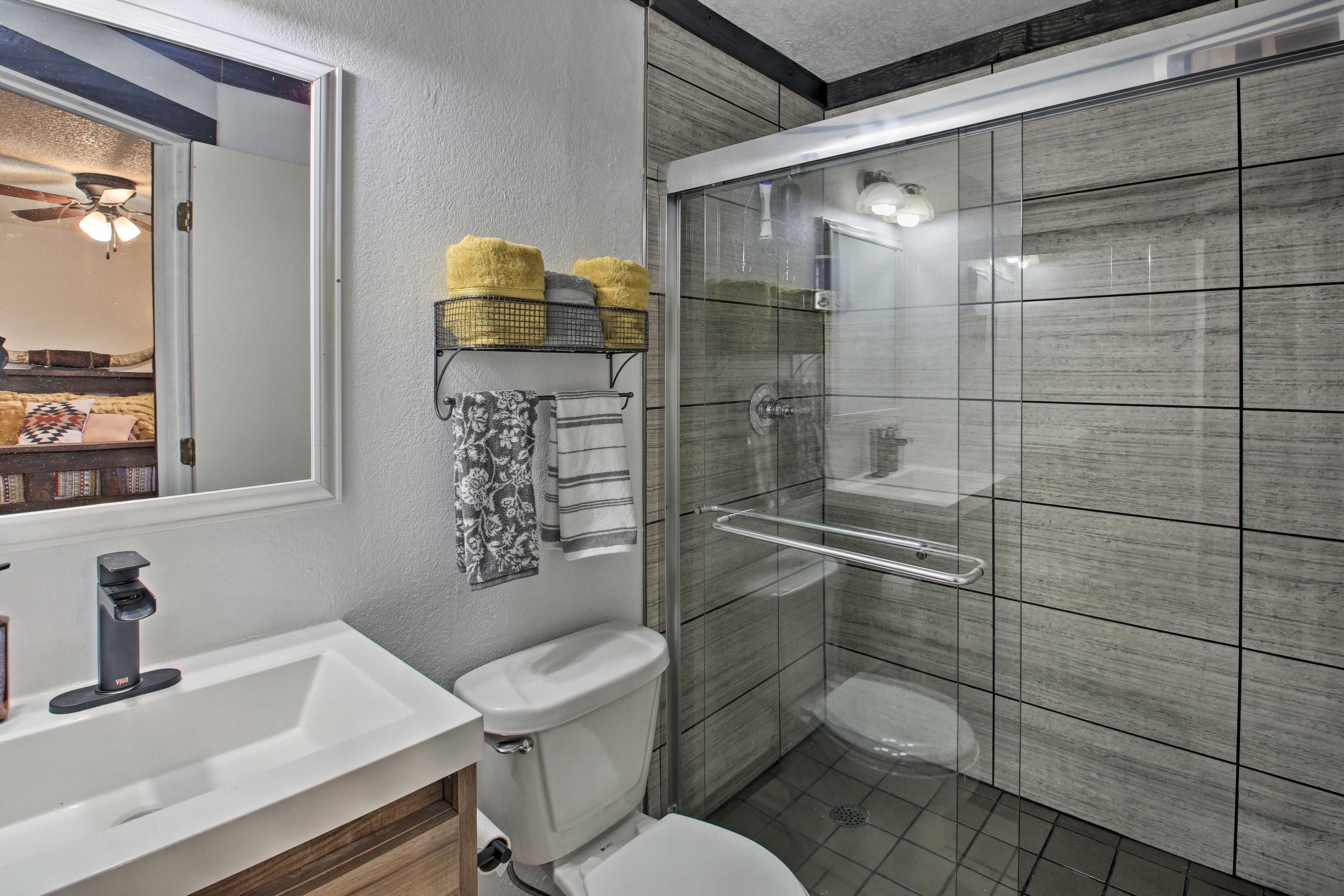 Bathroom | Towels Provided