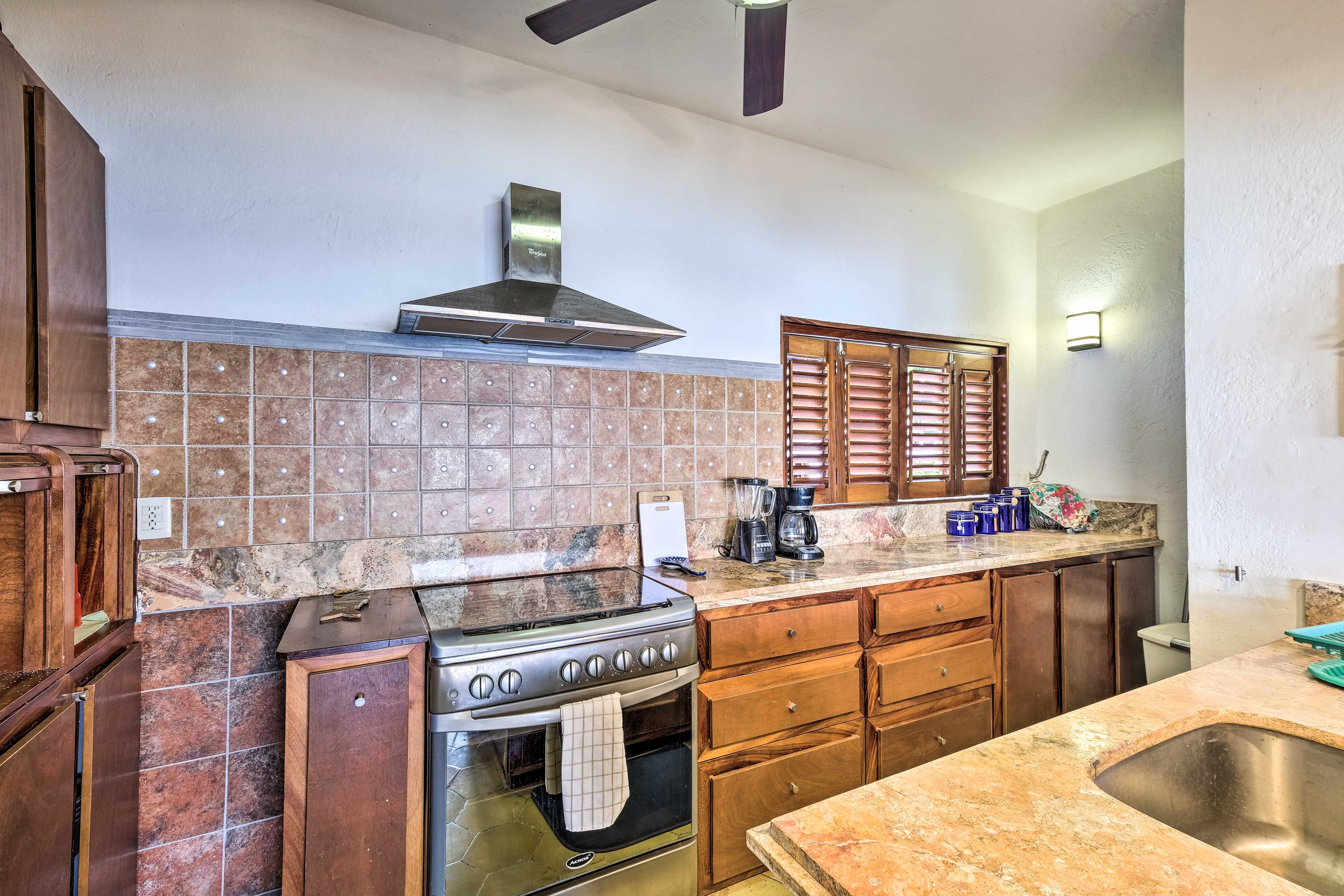 Fulling Equipped Kitchen | Flatware Provided