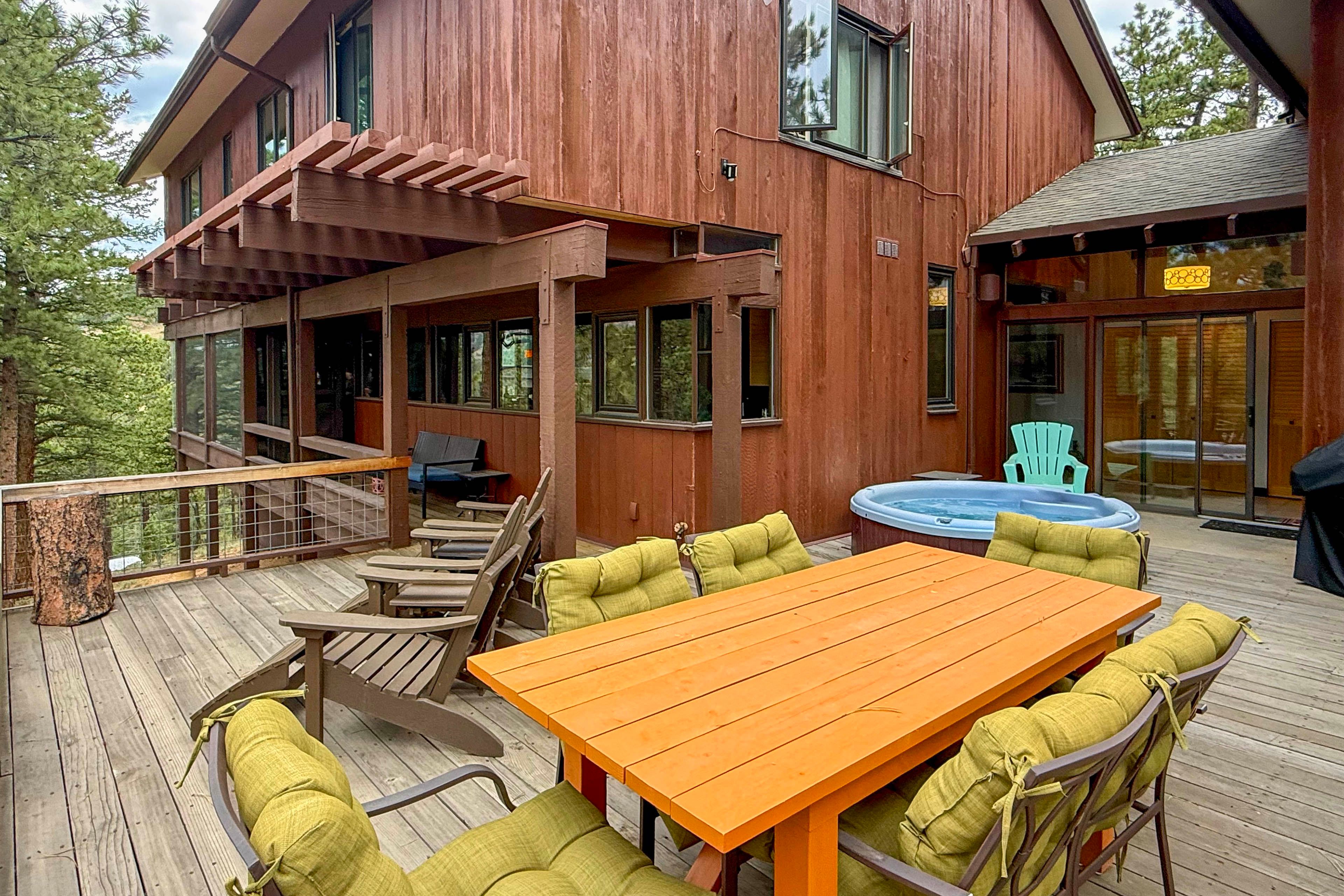 Private Deck