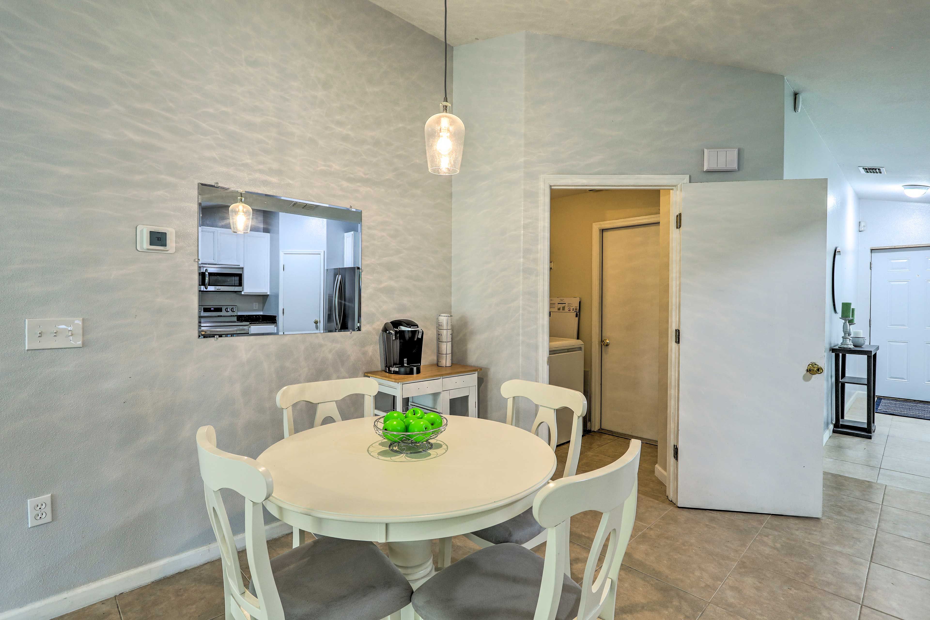 Breakfast Nook