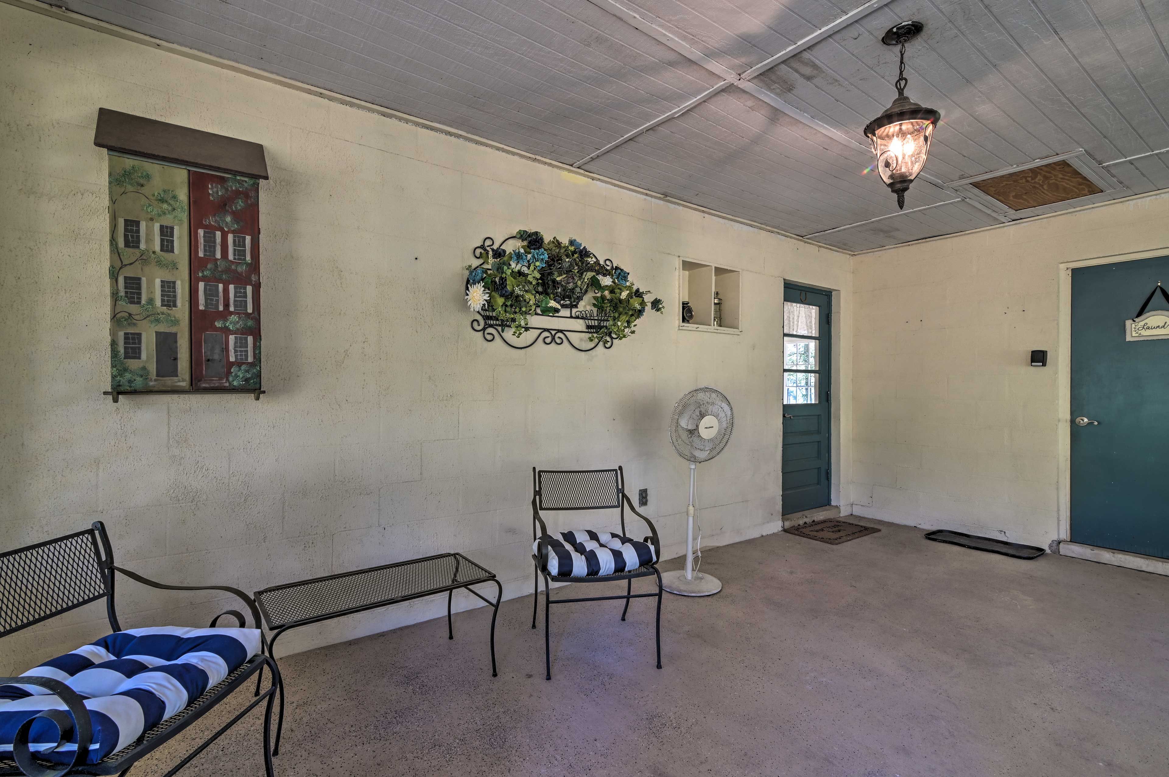 Screened-in Patio