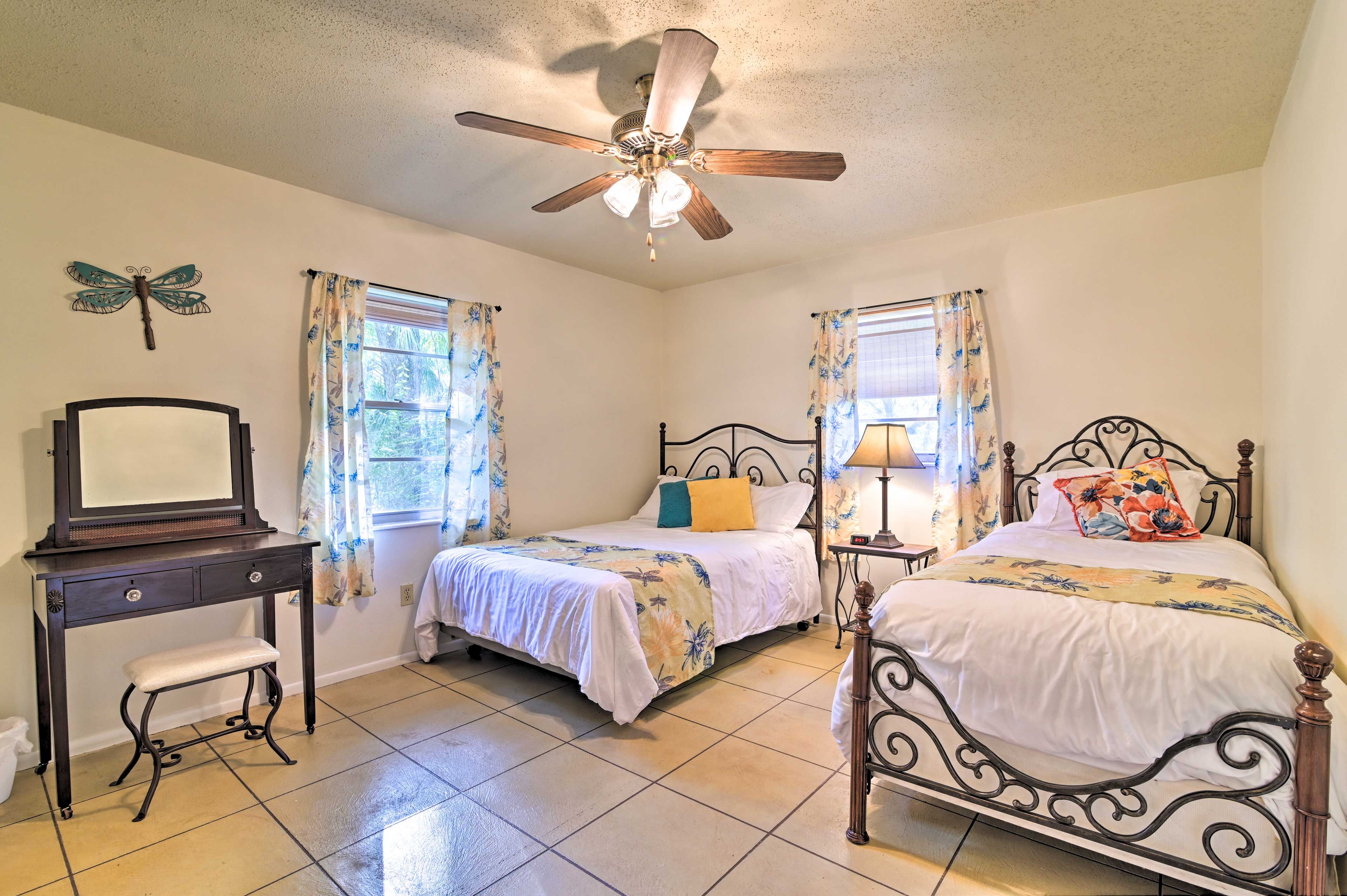 Bedroom 2 | Full Bed | Twin Bed