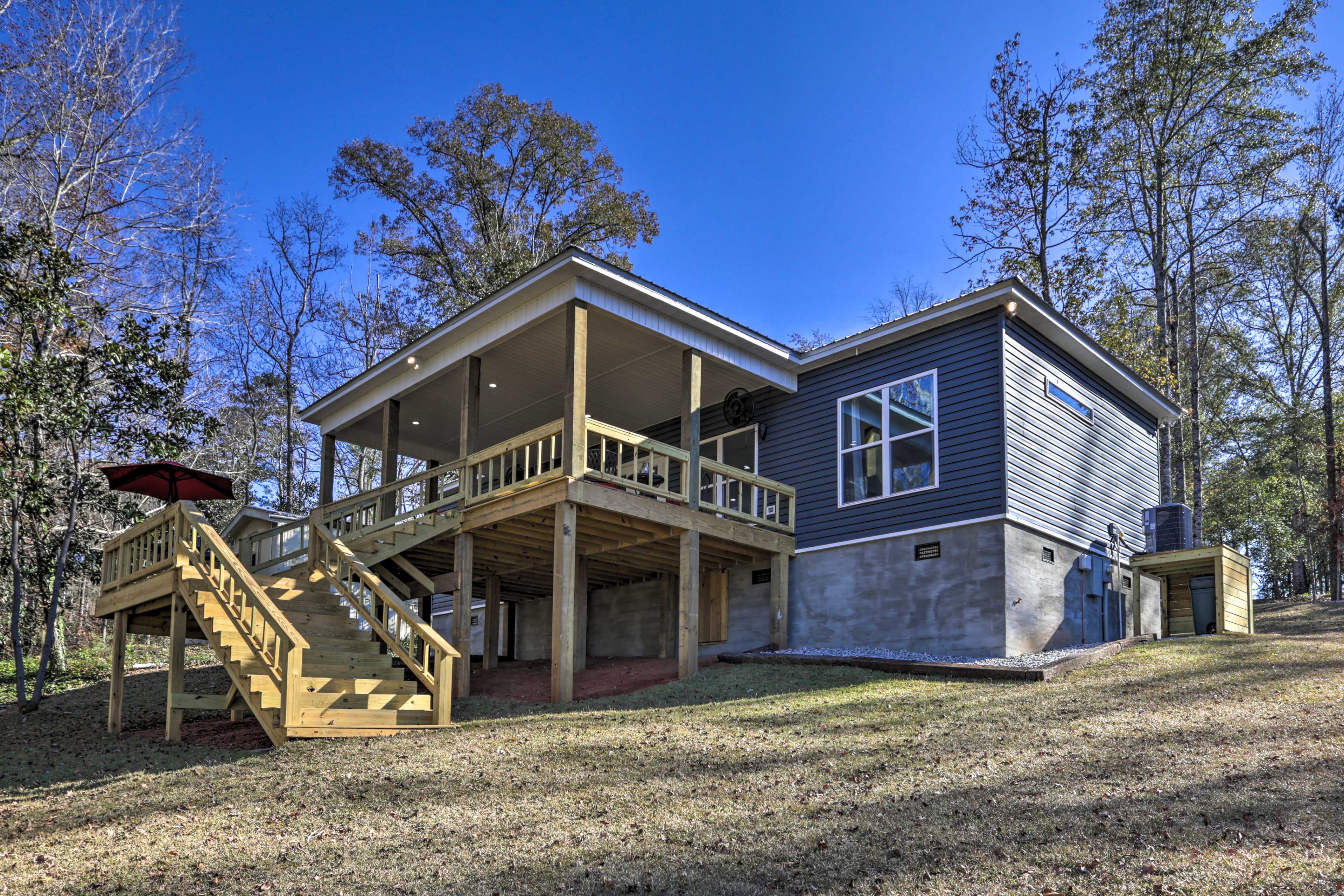 Home Exterior | Back Deck