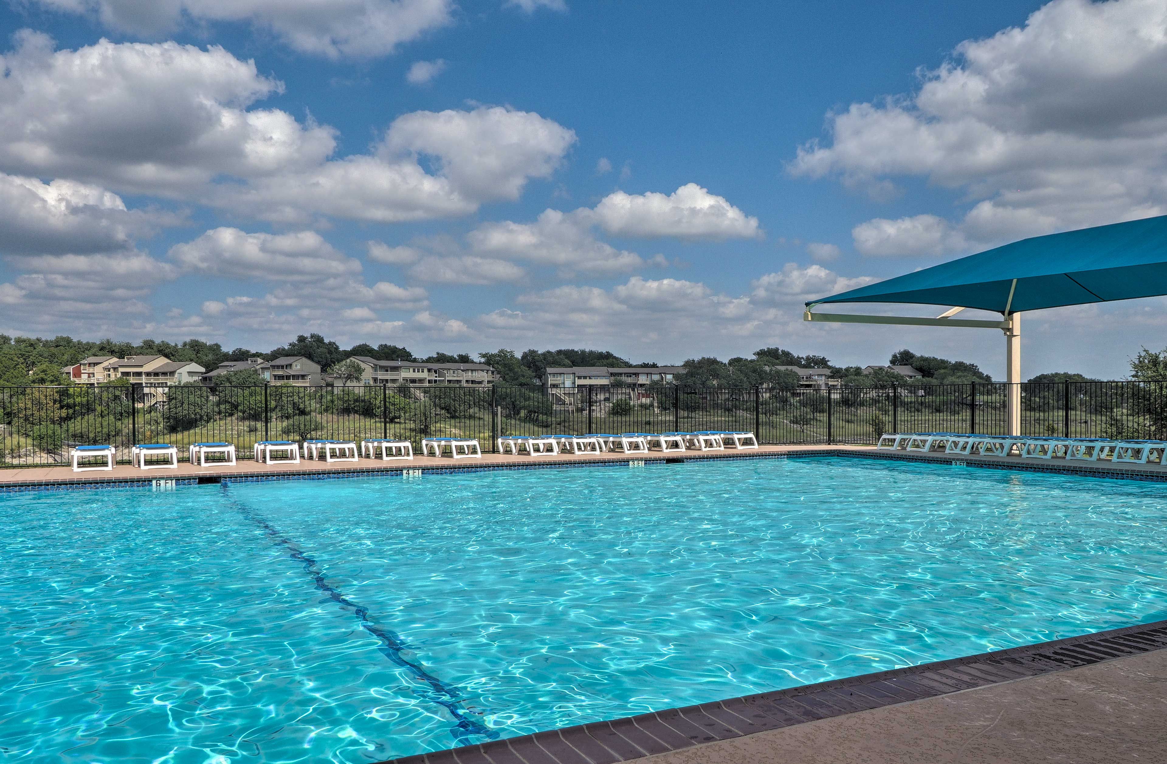 Resort Amenities (the pool is currently closed for repairs)