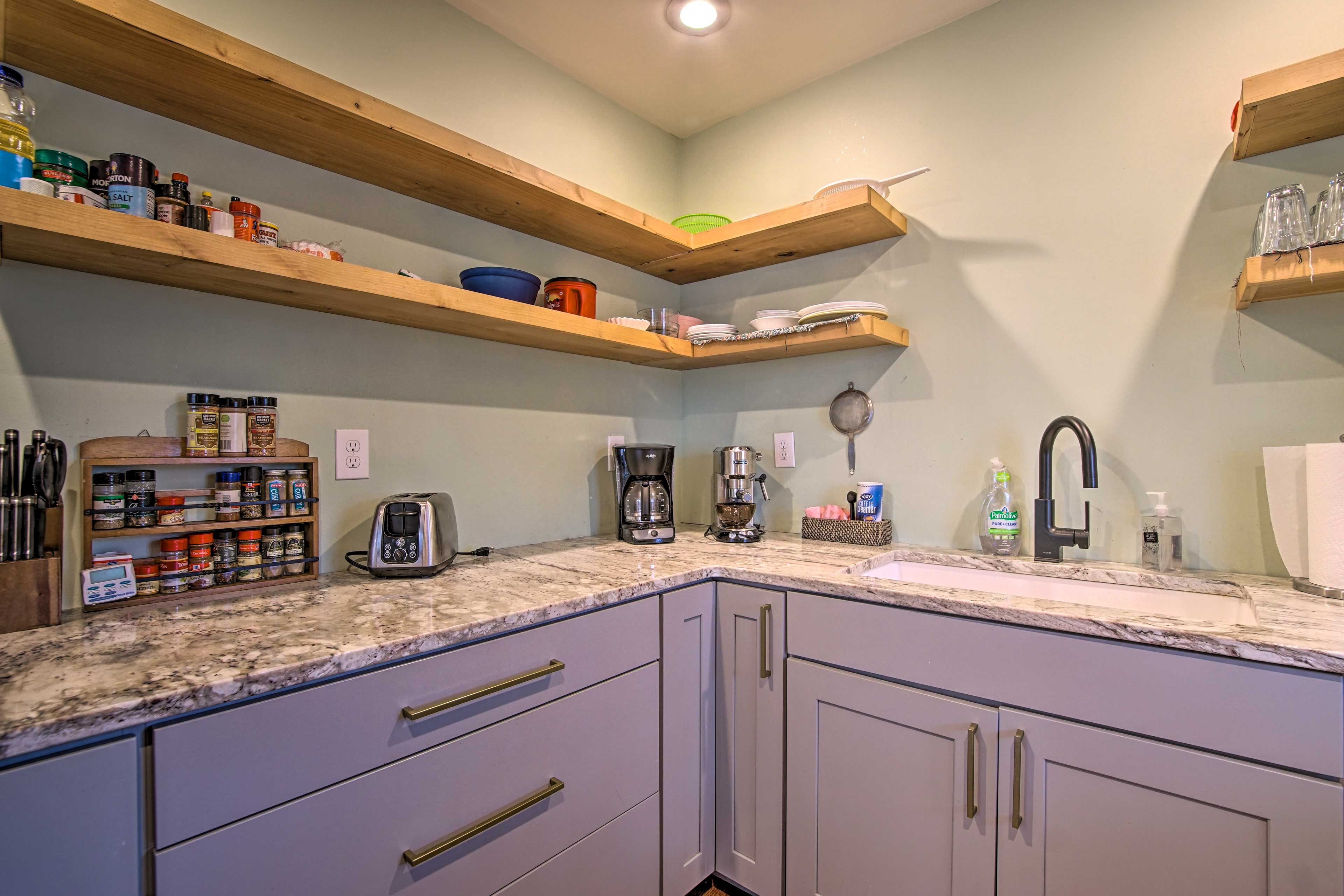 Fully Equipped Kitchen | Cooking Basics & Spices