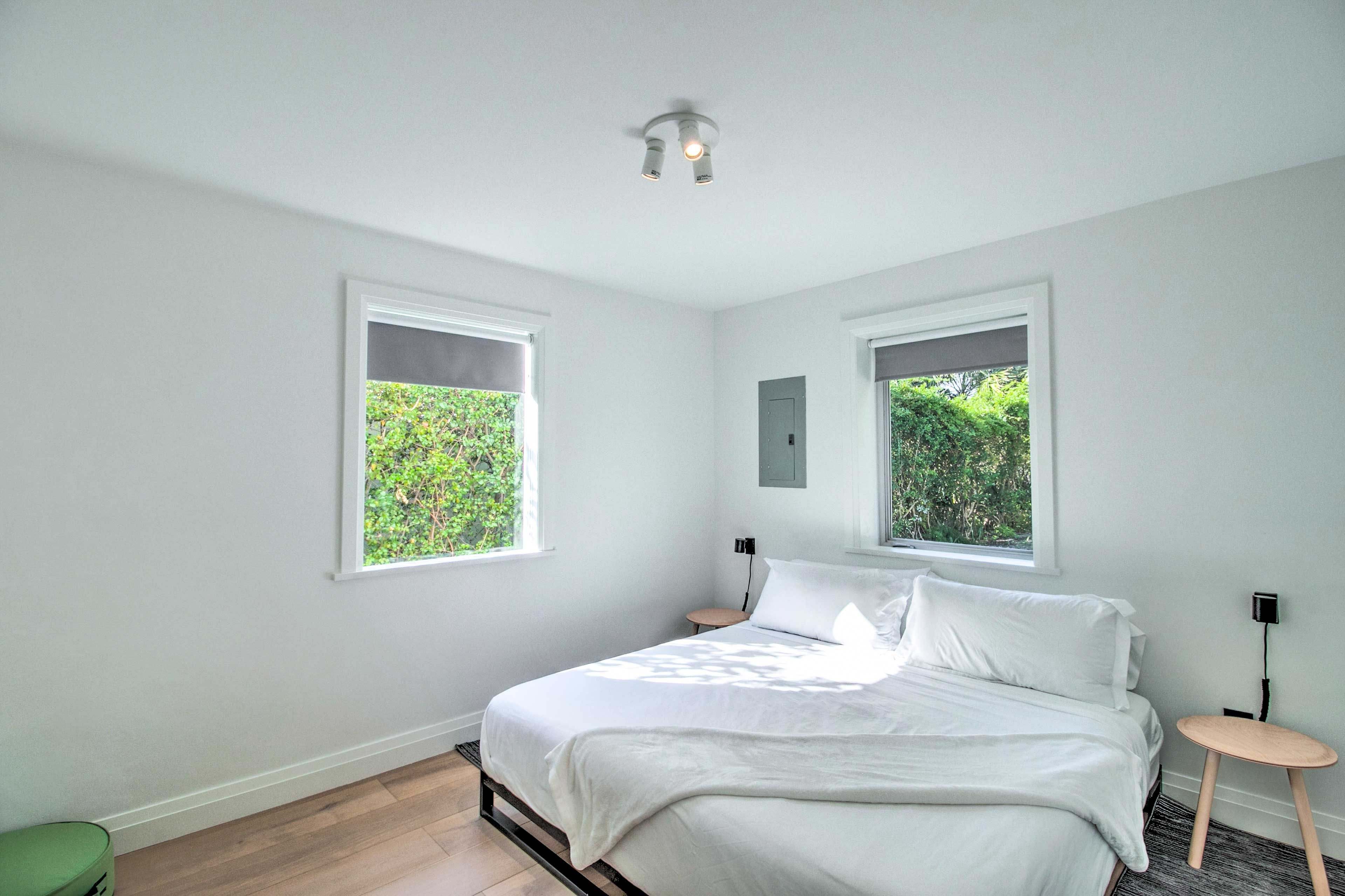 Bedroom 2 | King Bed