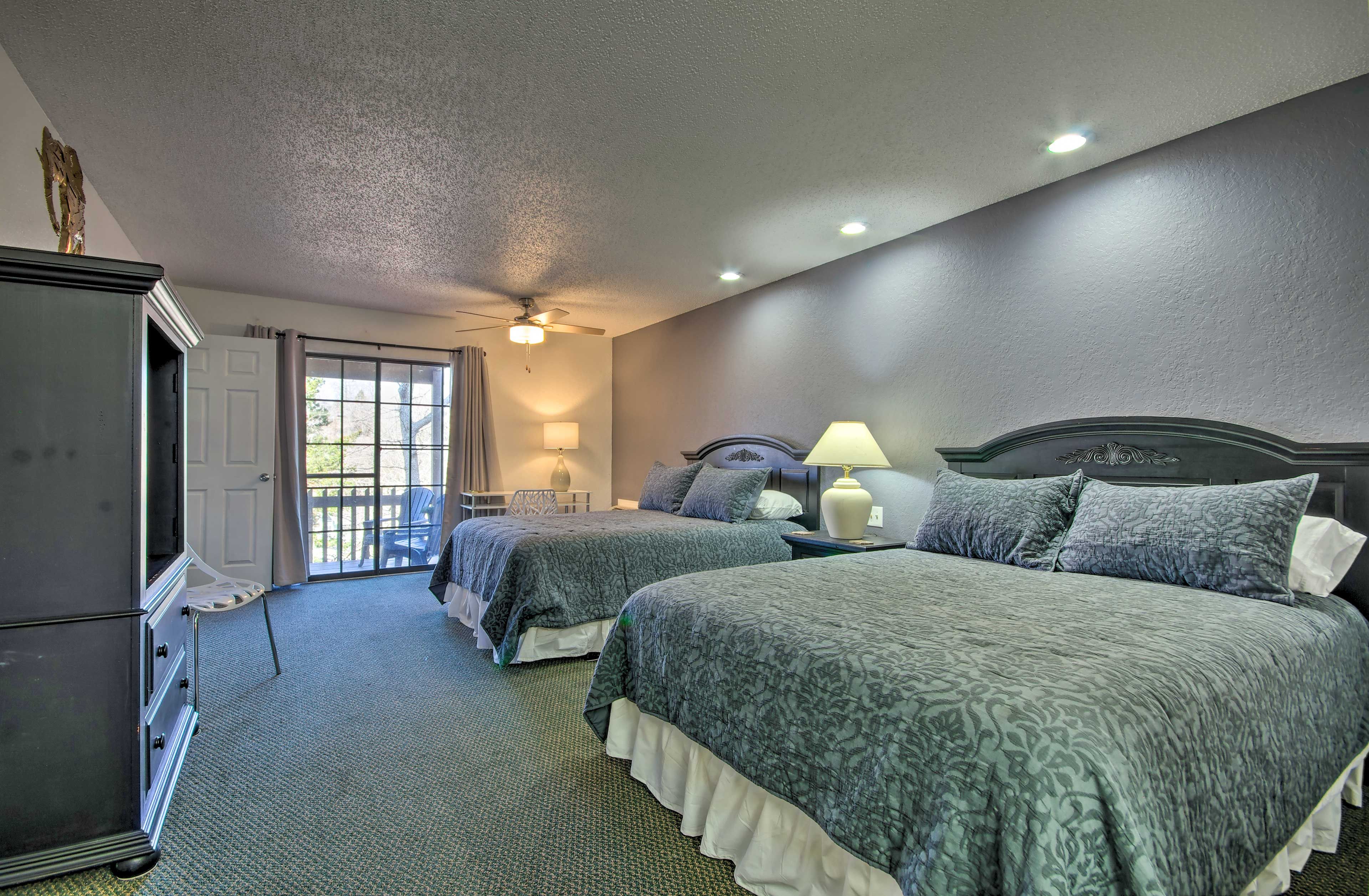 Bedroom 3 | 2 Queen Beds | Lower Floor