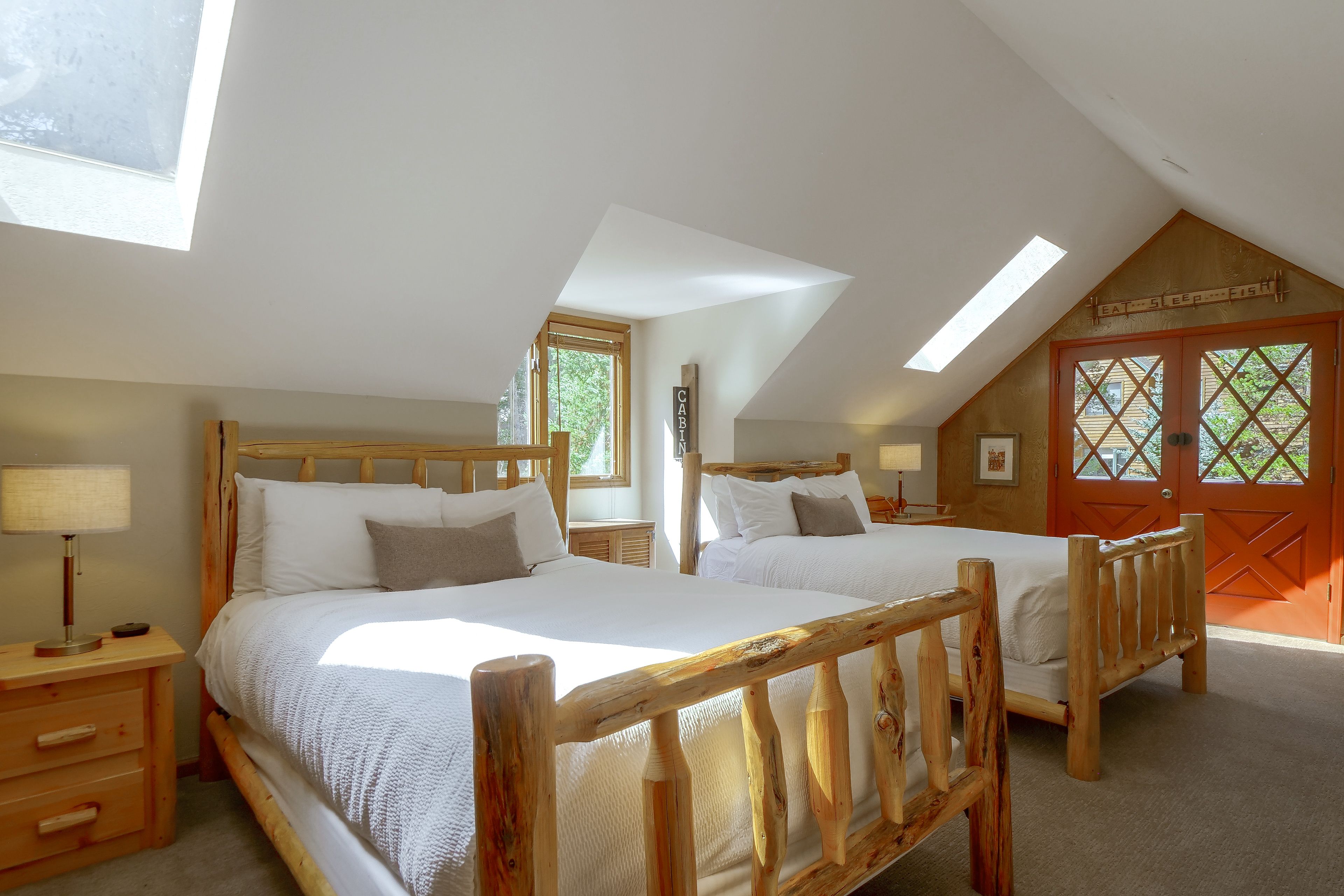 Bedroom 4 | 2 Queen Beds