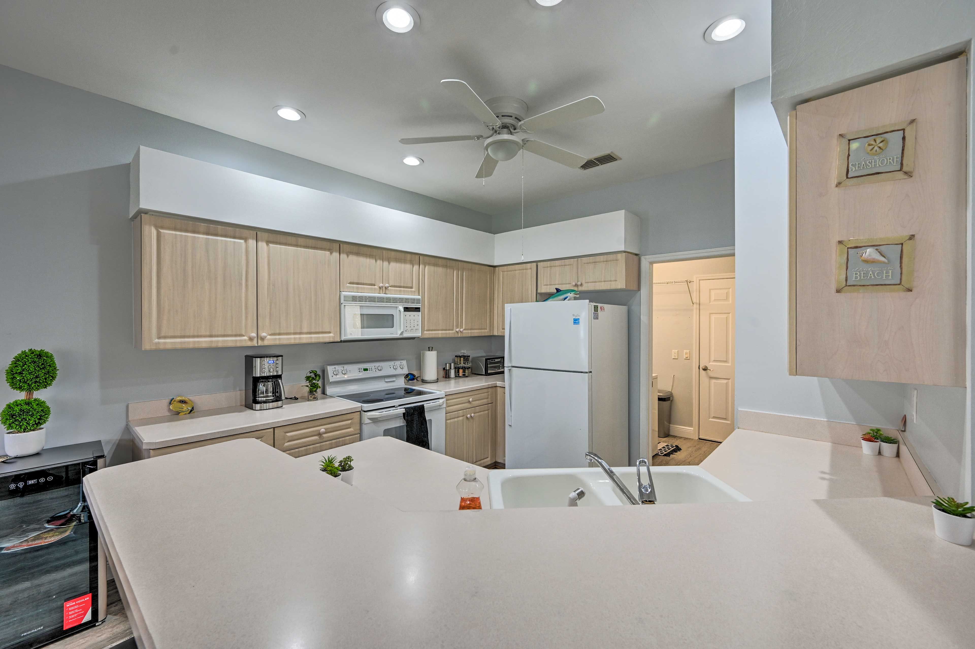 Fully Equipped Kitchen | Cooking Basics & Spices