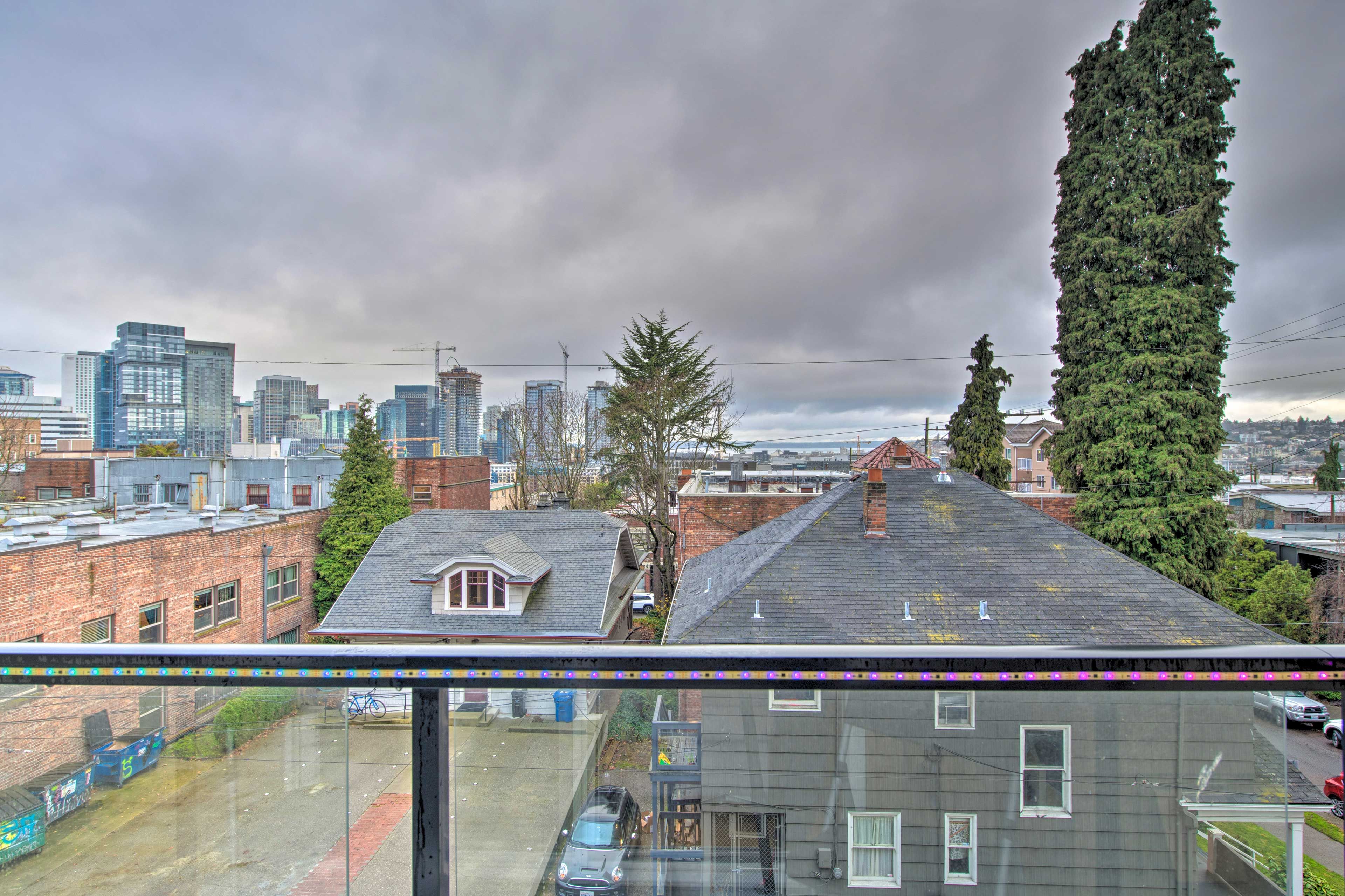 Surrounding Views