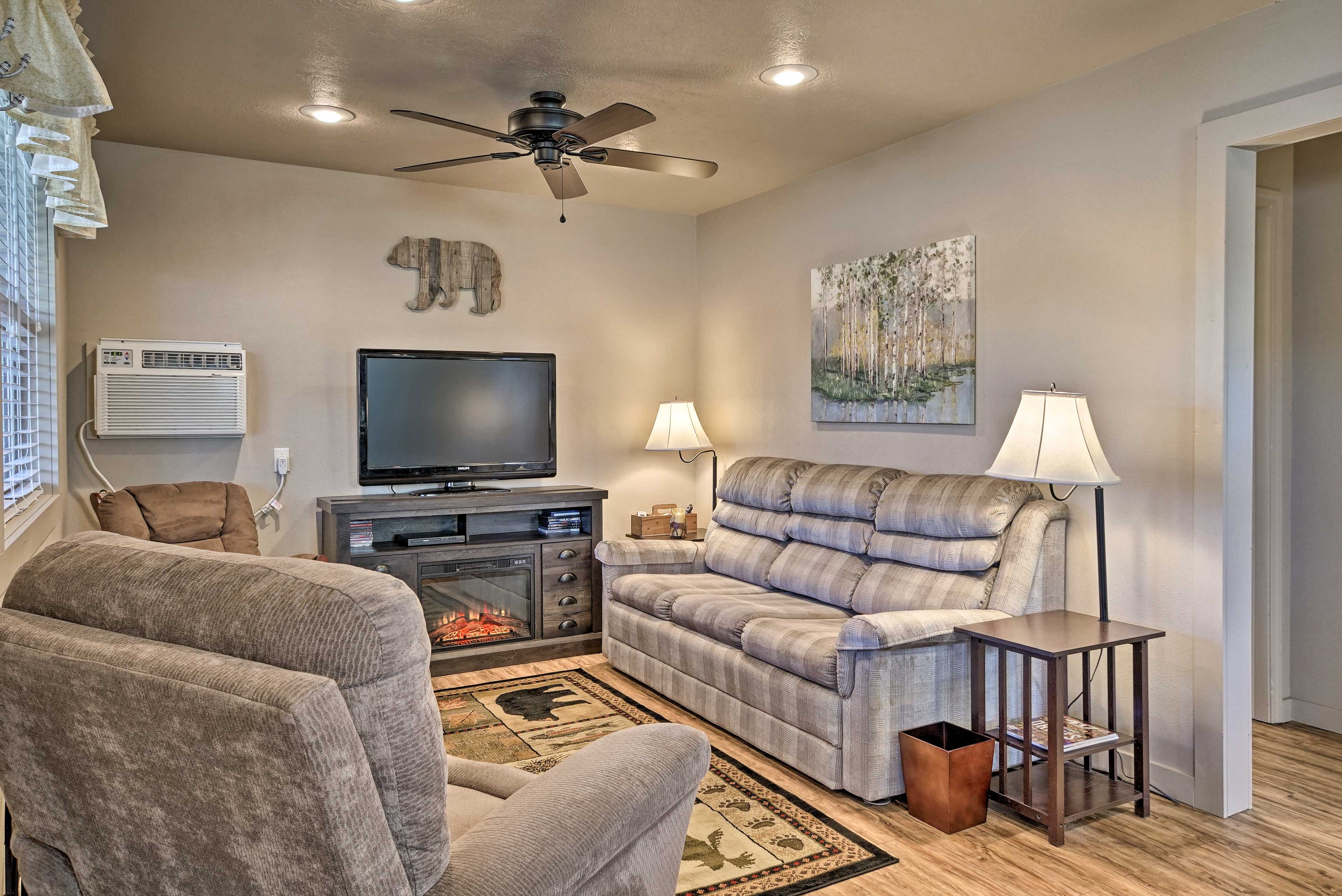 Living Room | Electric Fireplace
