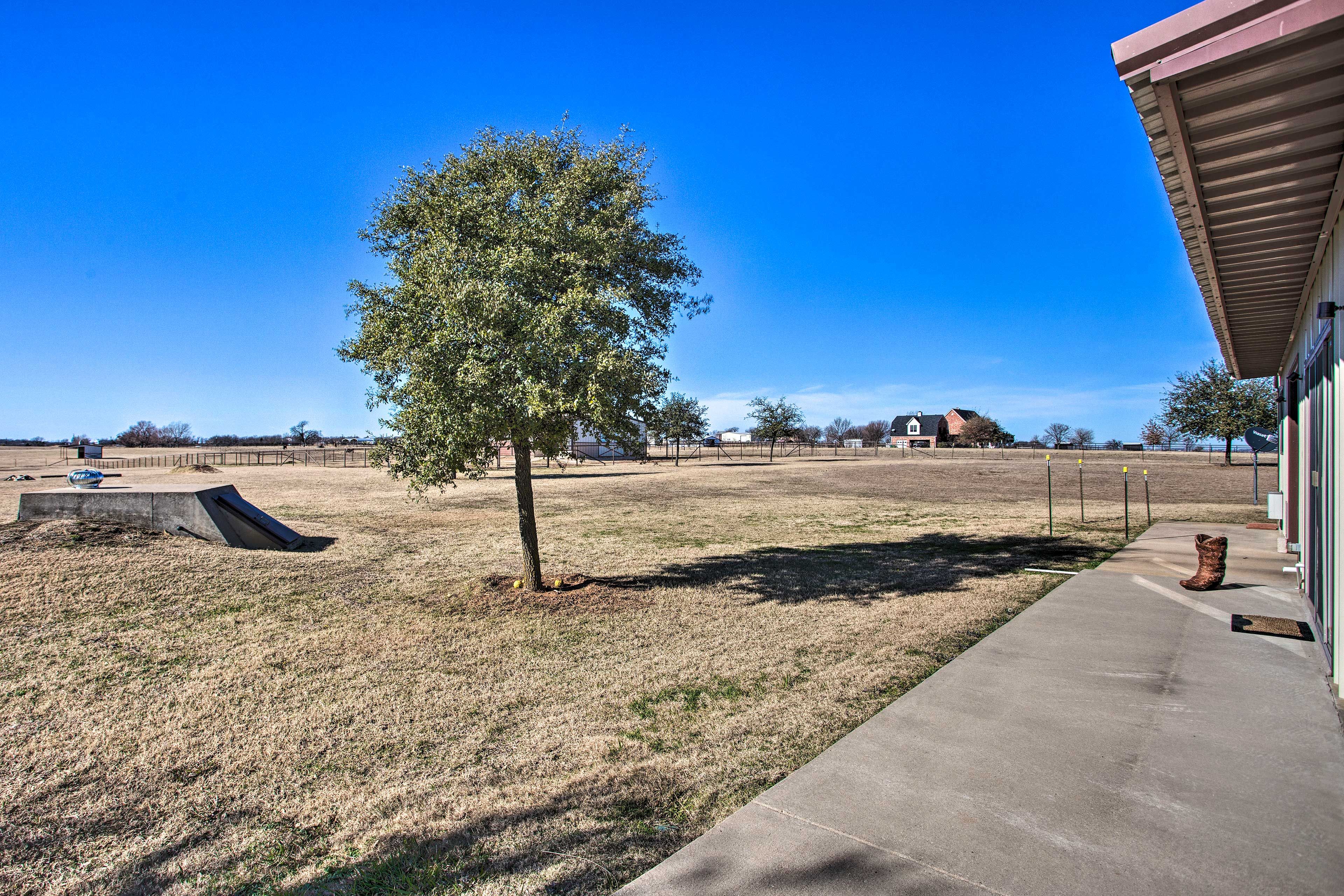 Patio | Yard | Pet Friendly w/ Fee