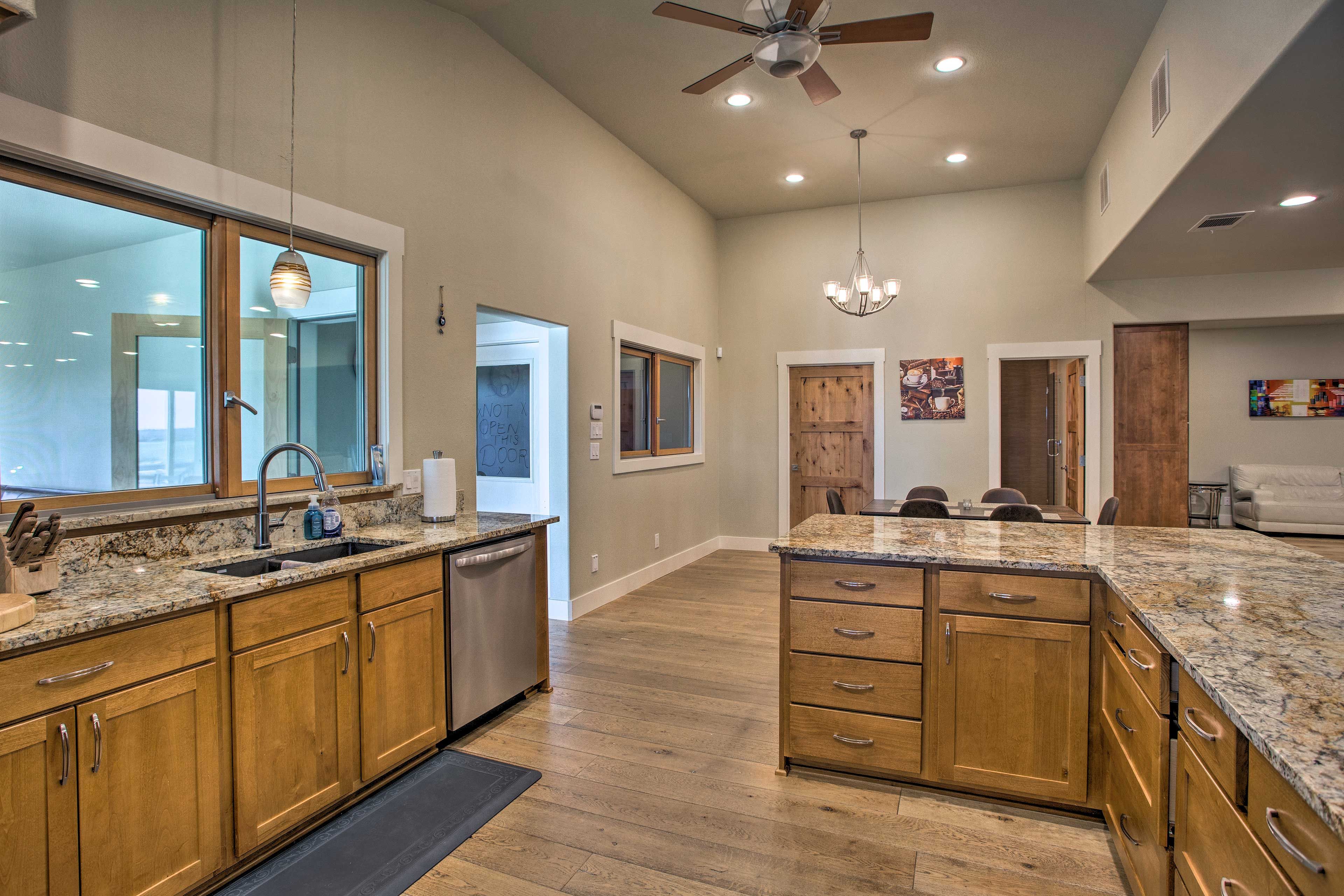 Kitchen | Dishwasher