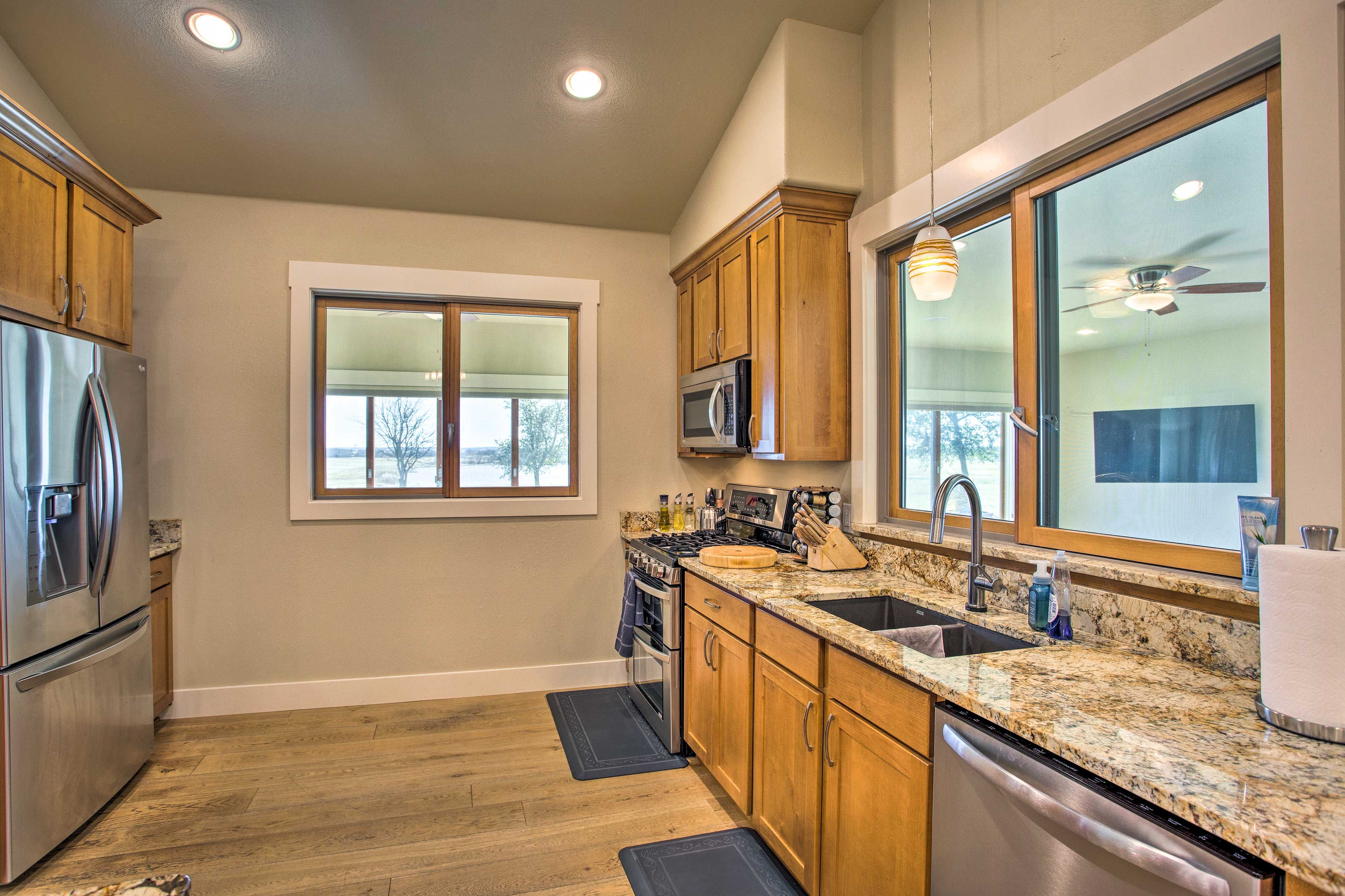 Kitchen | Modern Appliances