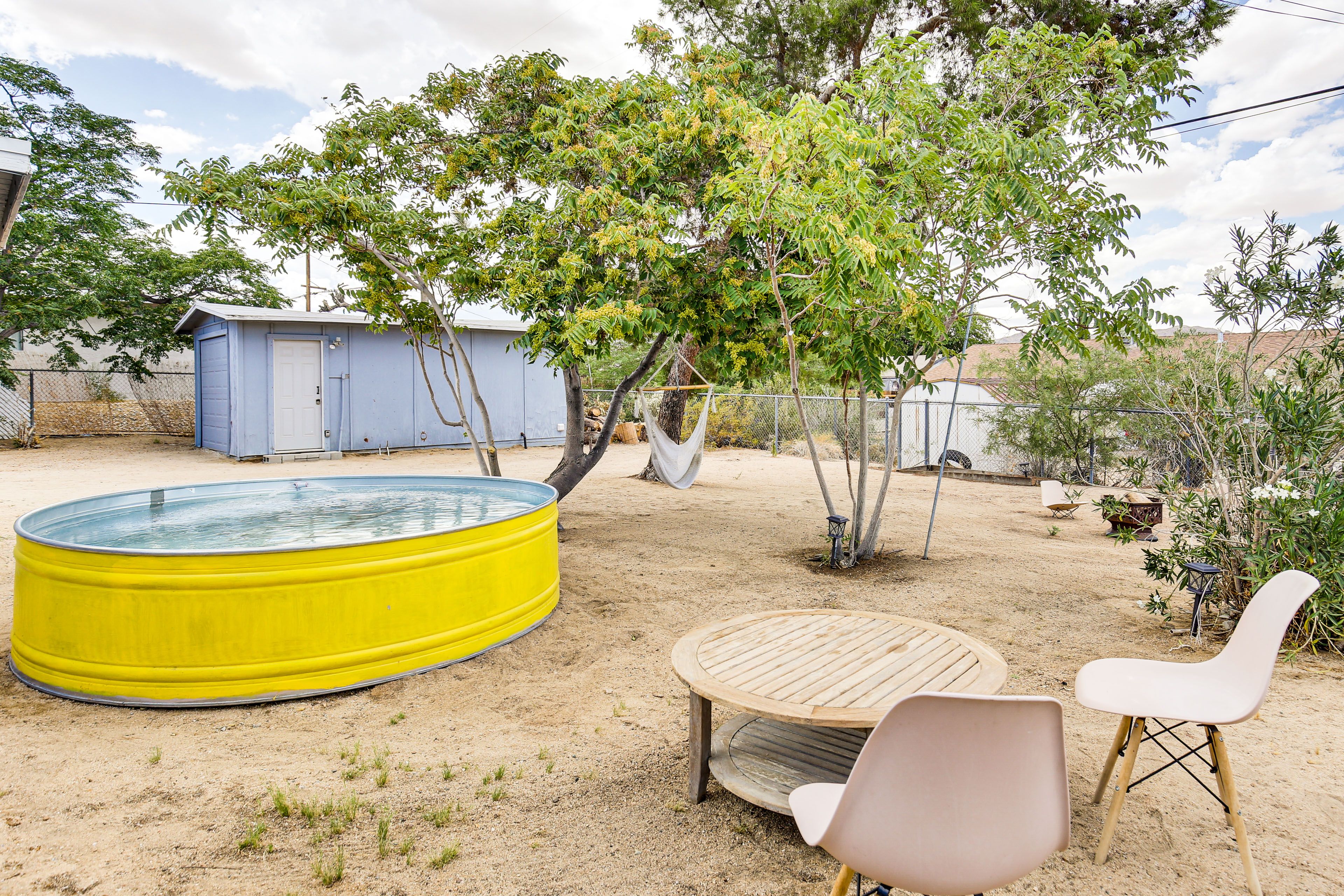 Outdoor Space | Cowboy Tub | Hammocks