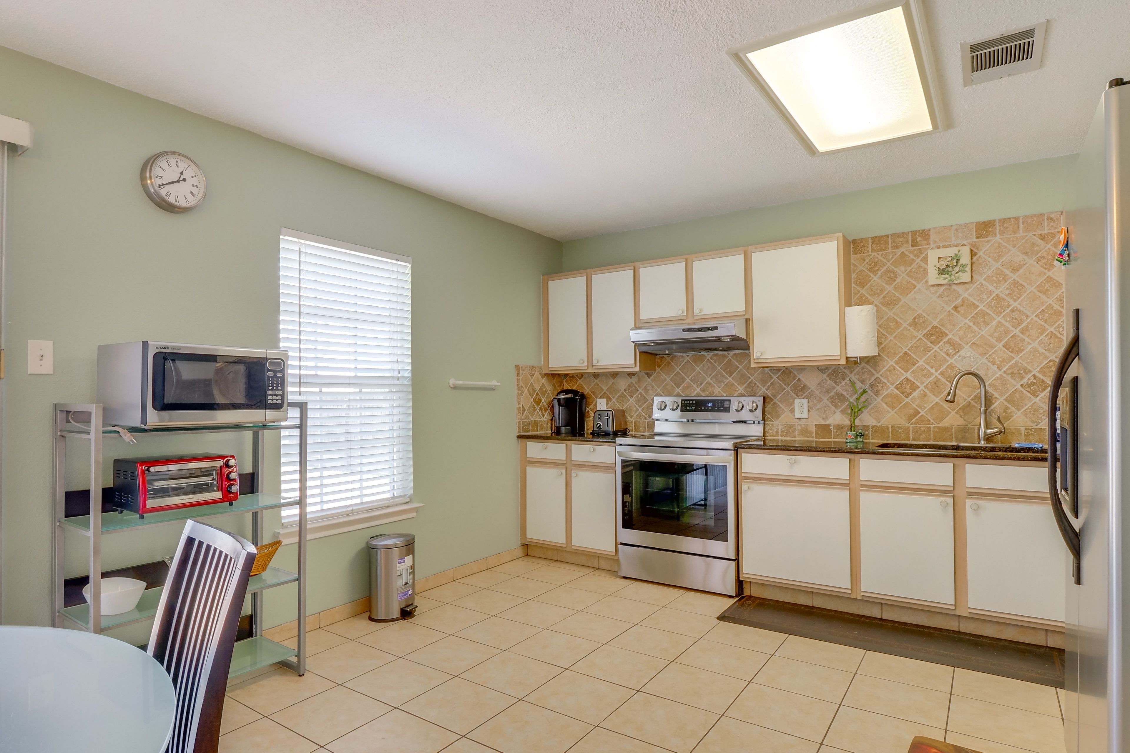 Kitchen | Cooking Basics | Keurig Coffee Maker