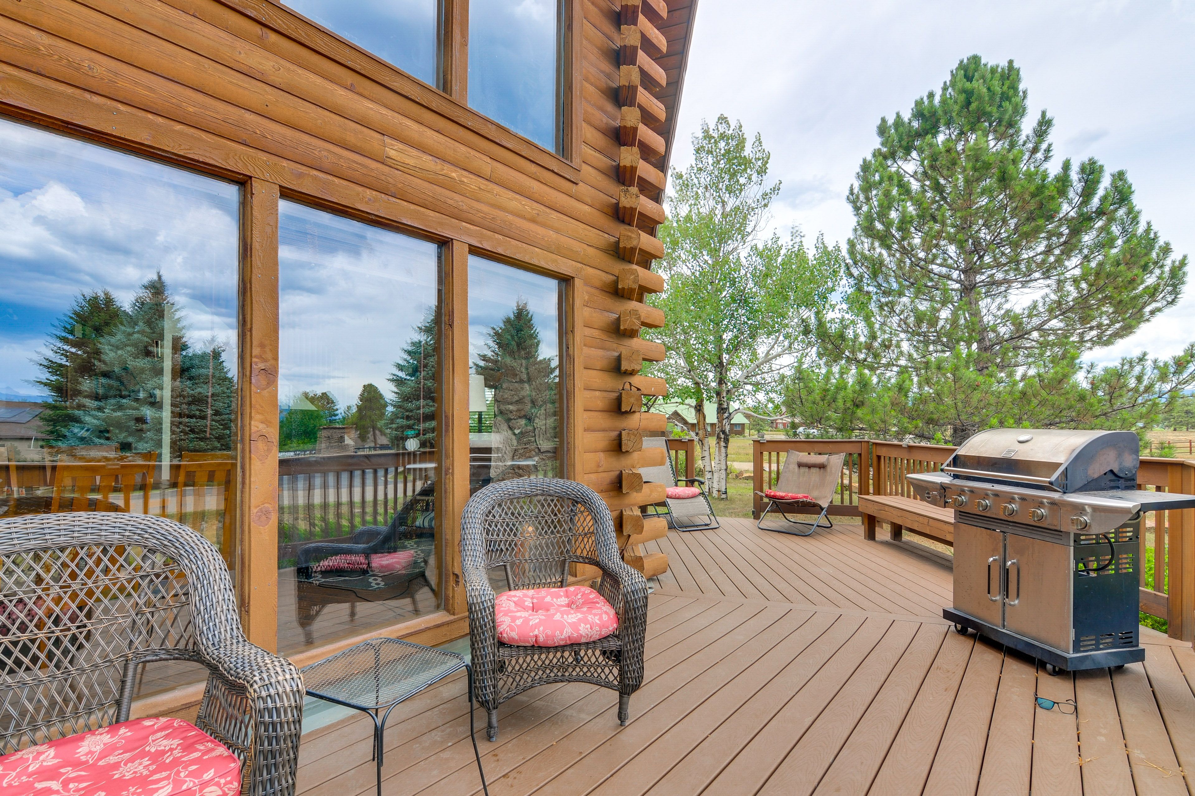 Deck | Mountain Views
