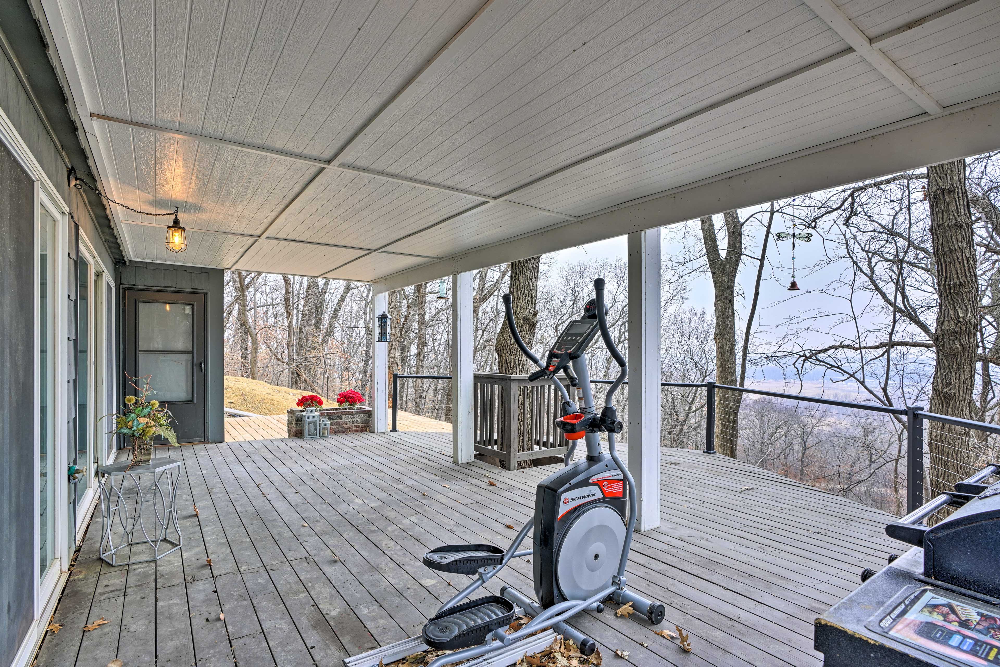 Exterior Space | Gas Grill