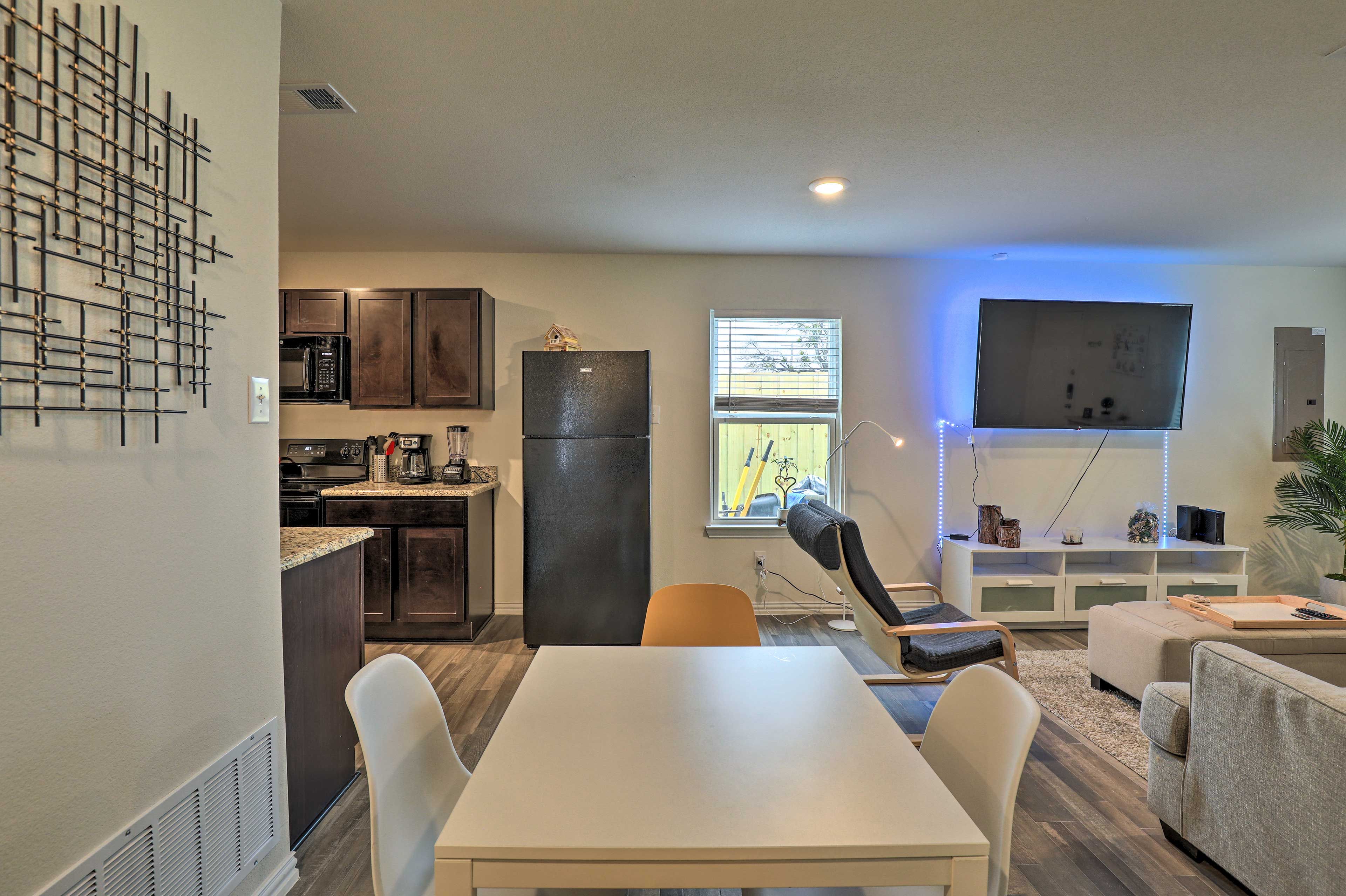 Living Room | Air Conditioning
