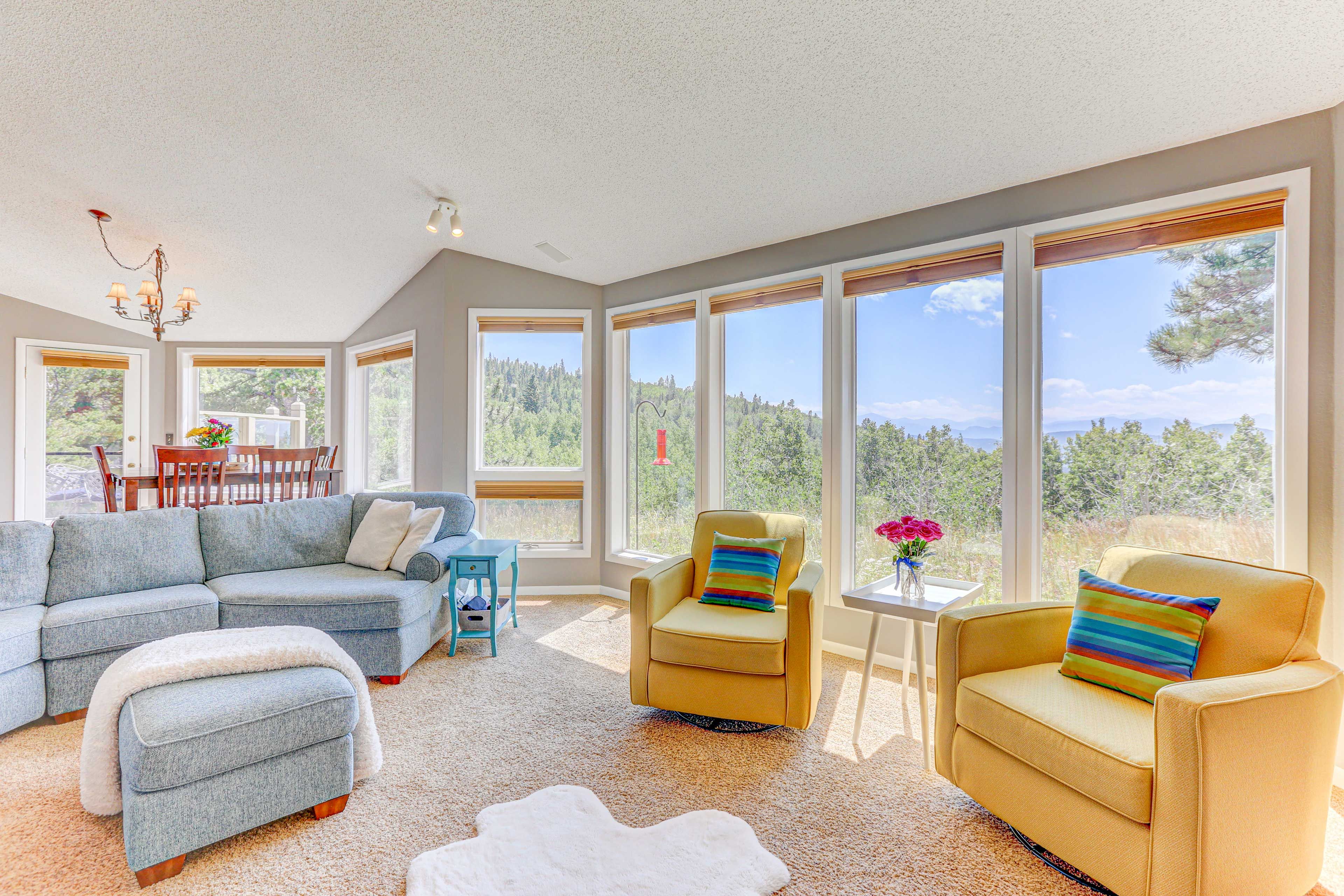 Living Area | Floor-to-Ceiling Windows | Free WiFi
