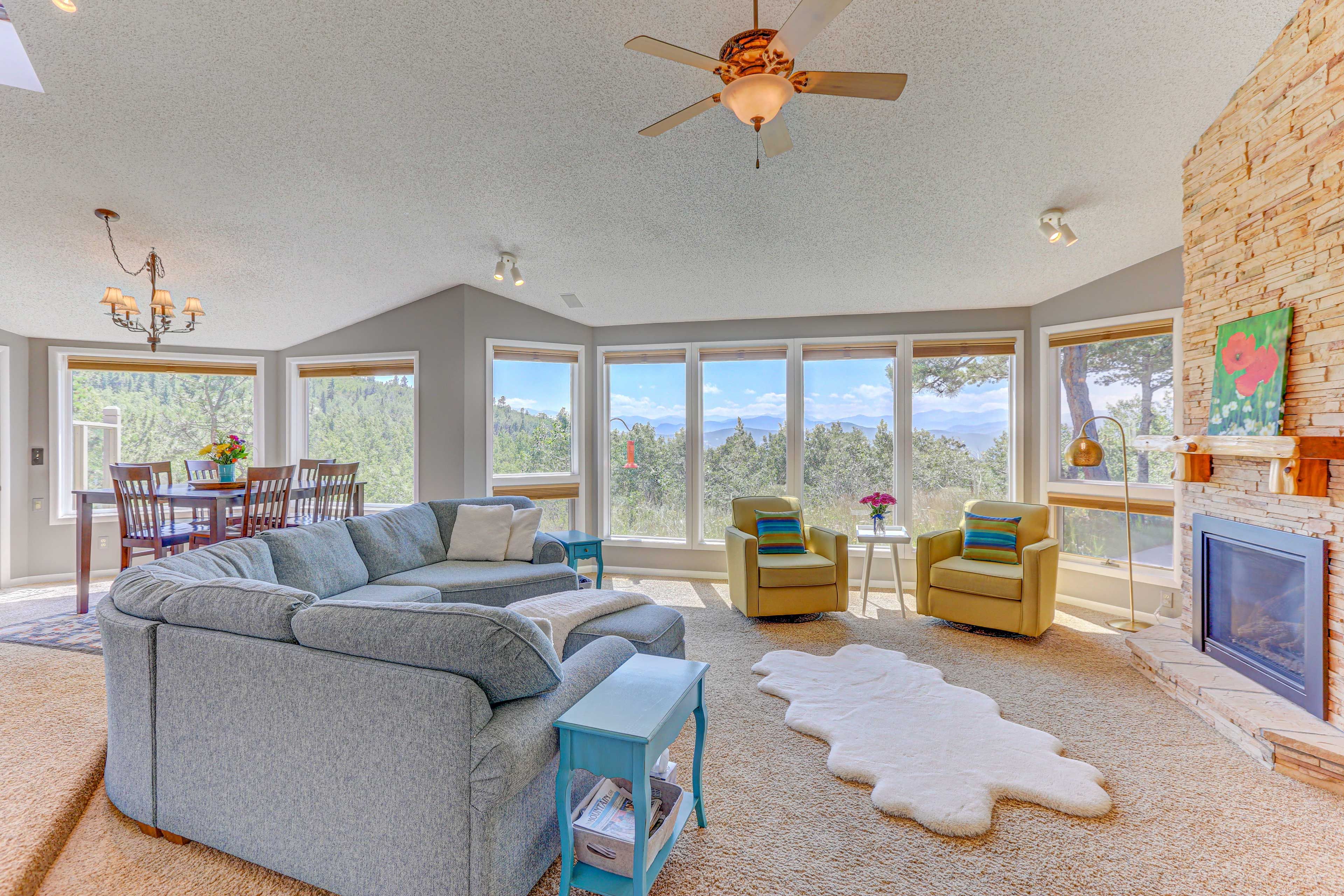 Black Hawk Vacation Rental | 2BR | 2BA | 2012 Sq Ft | 1 Step Required