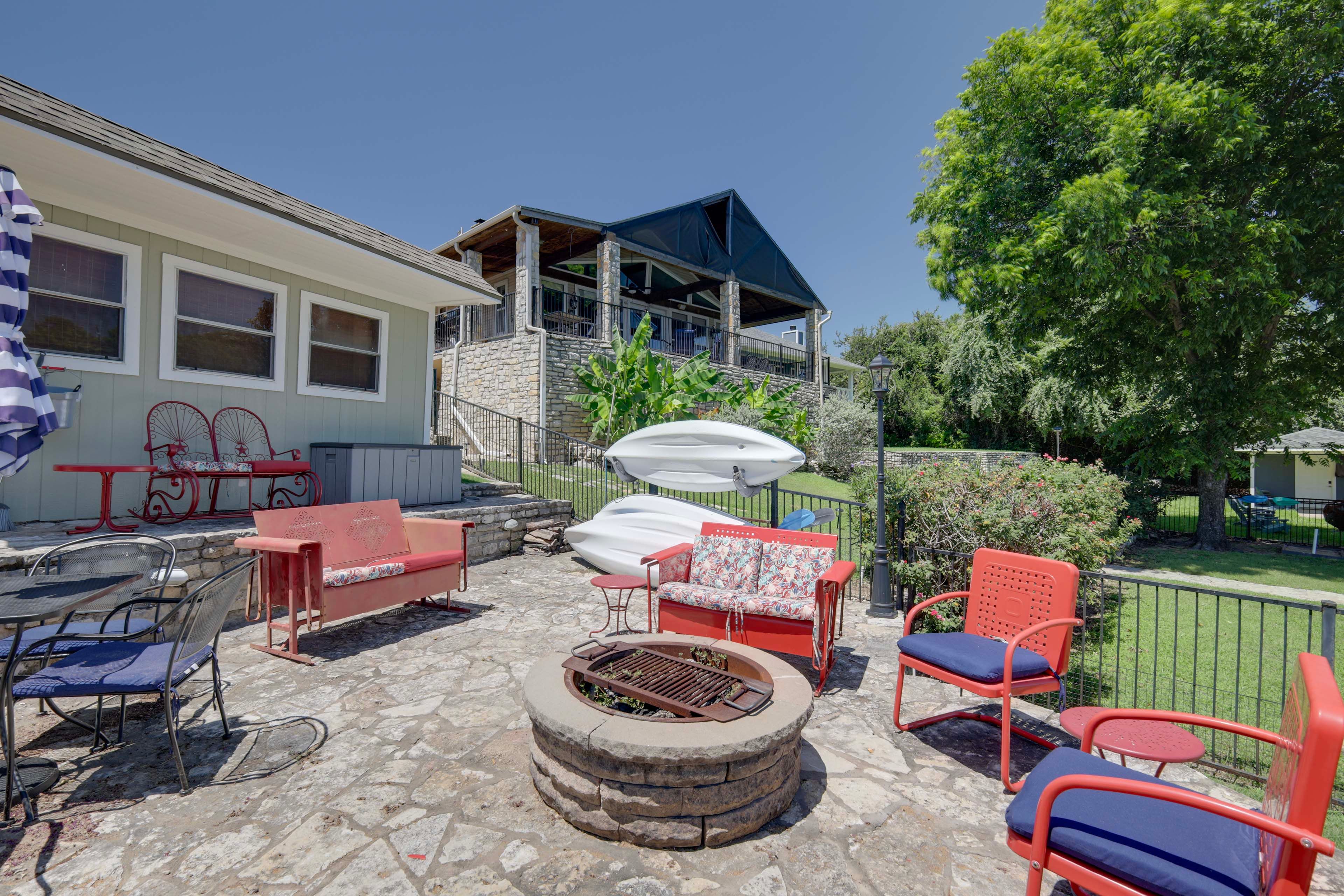 Patio | Fire Pit | Outdoor Dining