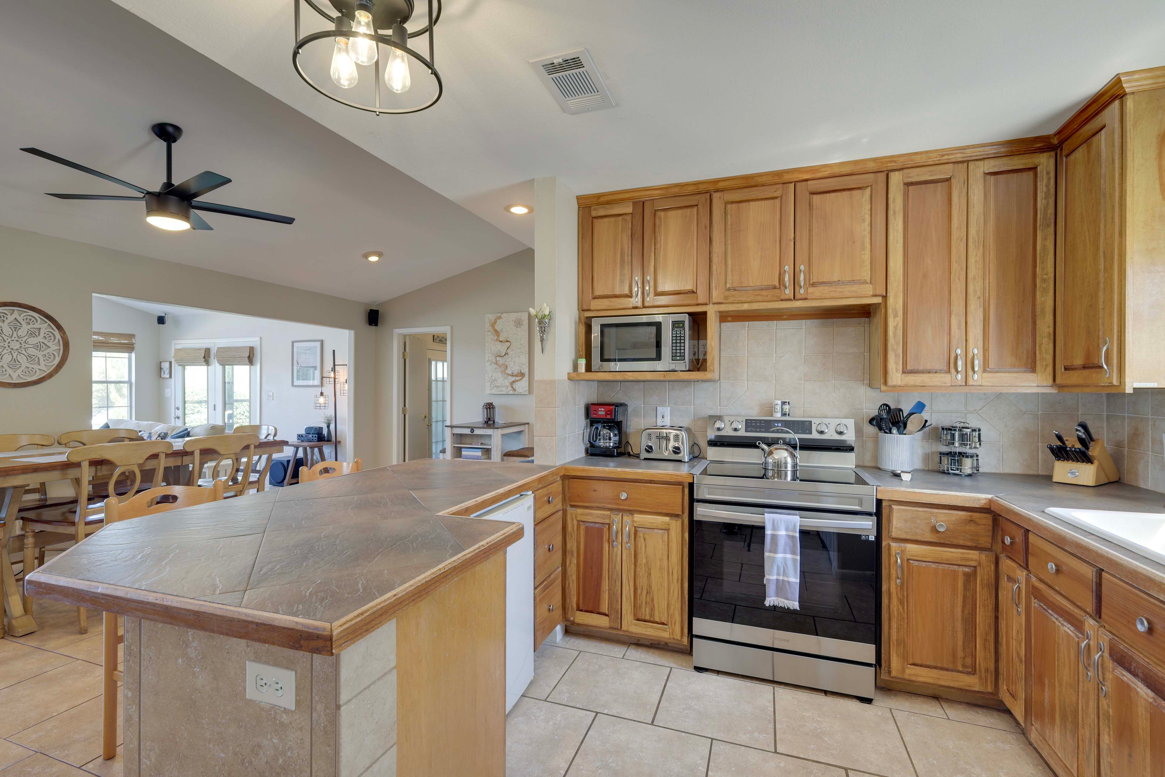 Kitchen | Fully Equipped | Cooking Basics