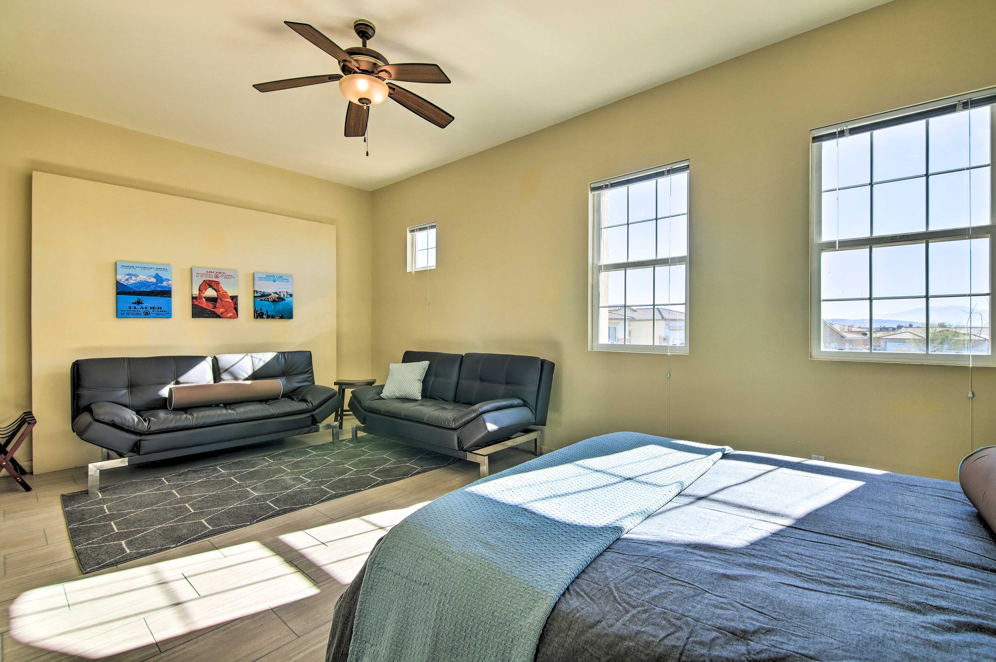 Bedroom 2 | Queen Bed