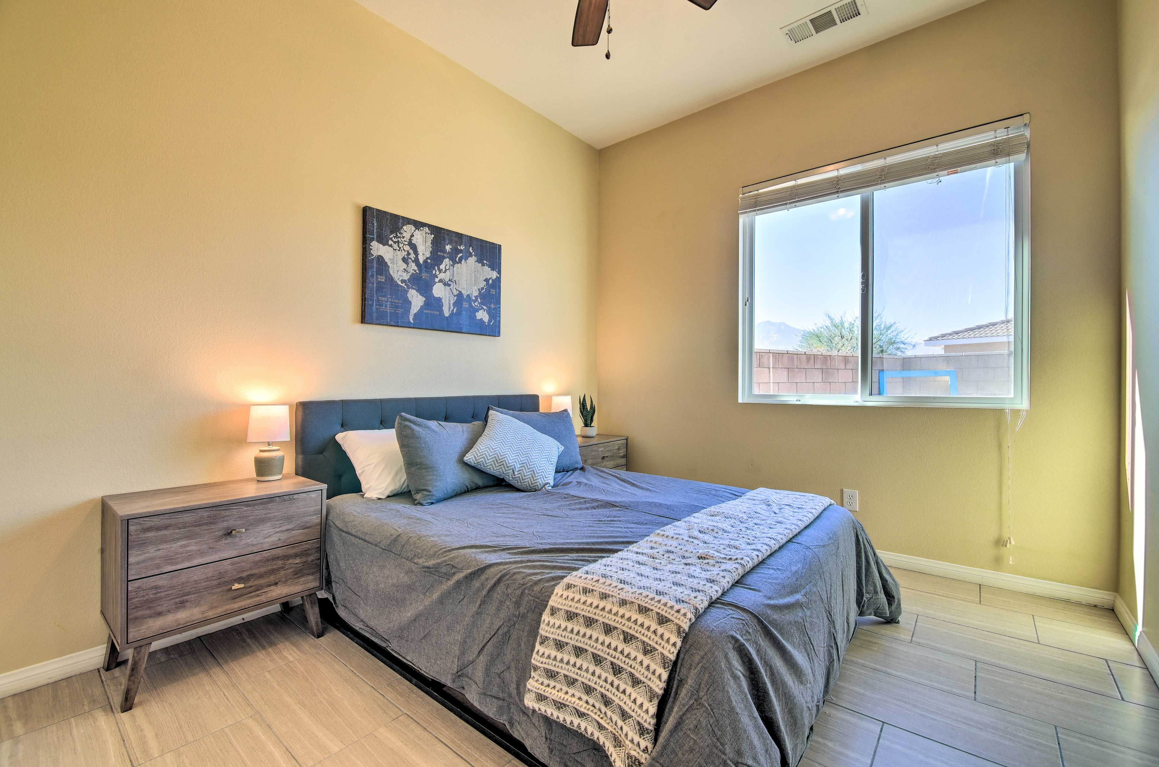 Bedroom 3 | Queen Bed
